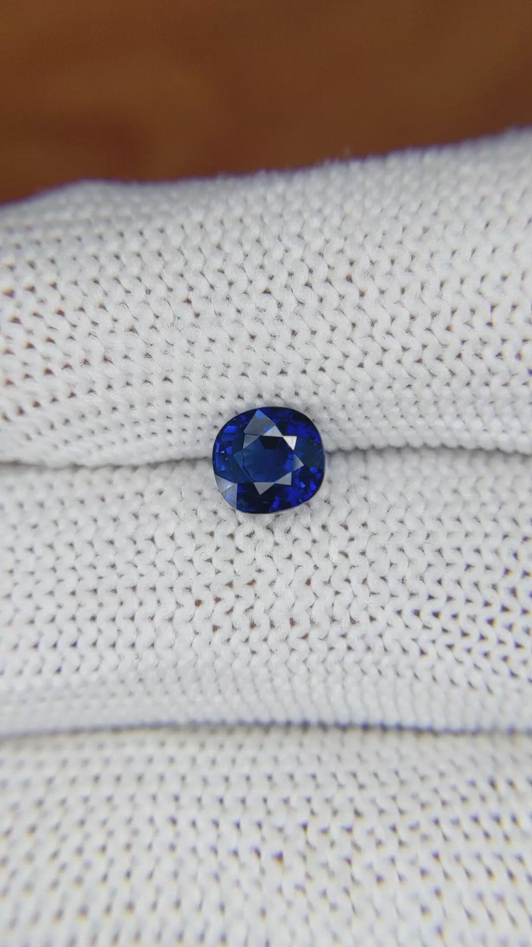 1.48 Ct. Blue Sapphire from Ceylon (Sri Lanka) Size Video