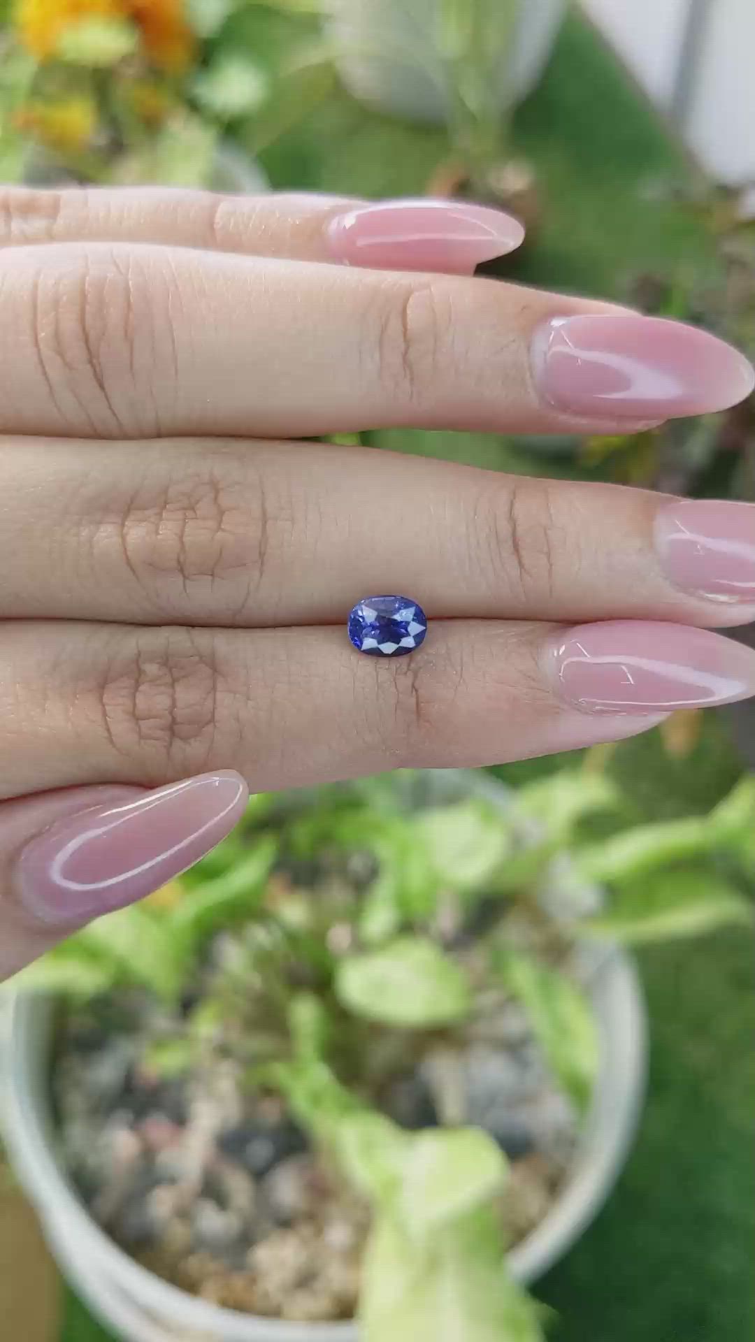 1.39 Ct. Blue Sapphire from Ceylon (Sri Lanka) Size Video
