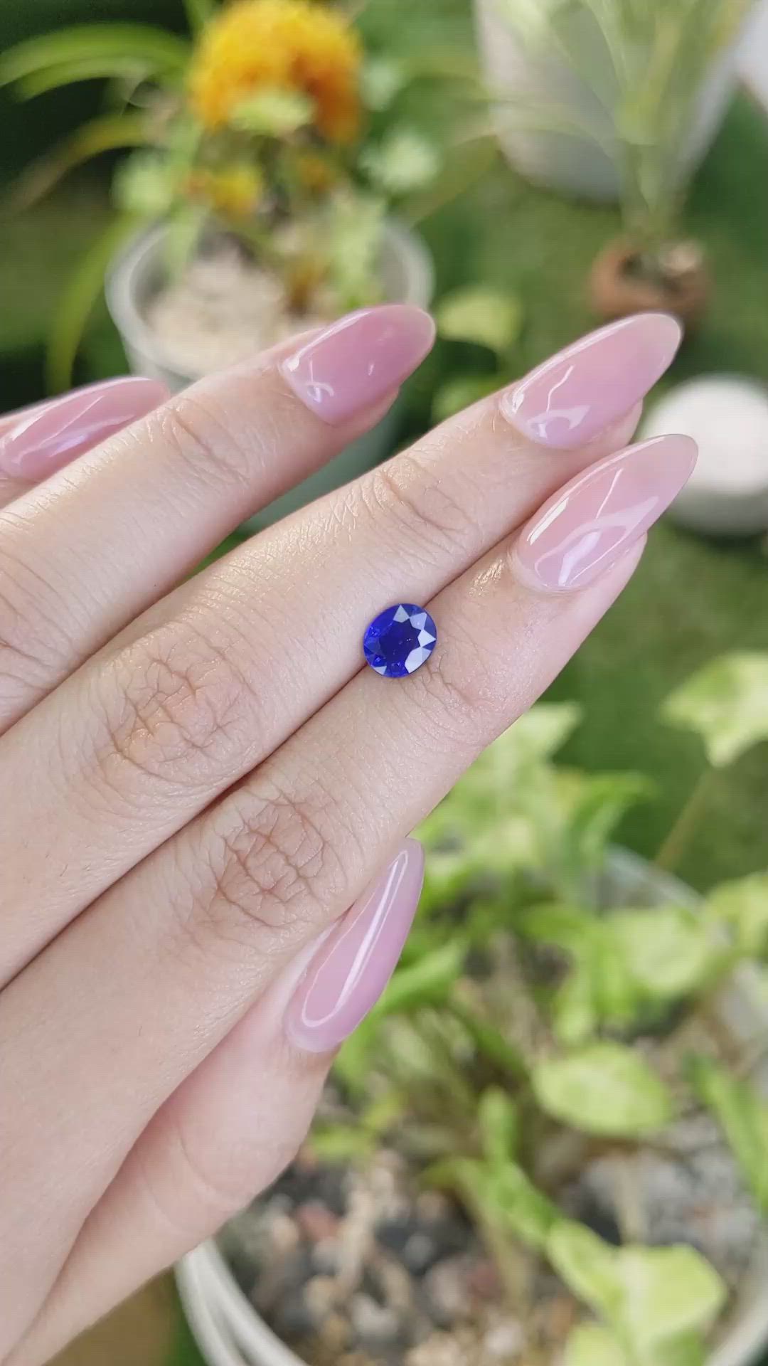 1.08 Ct. Blue Sapphire from Ceylon (Sri Lanka) Size Video