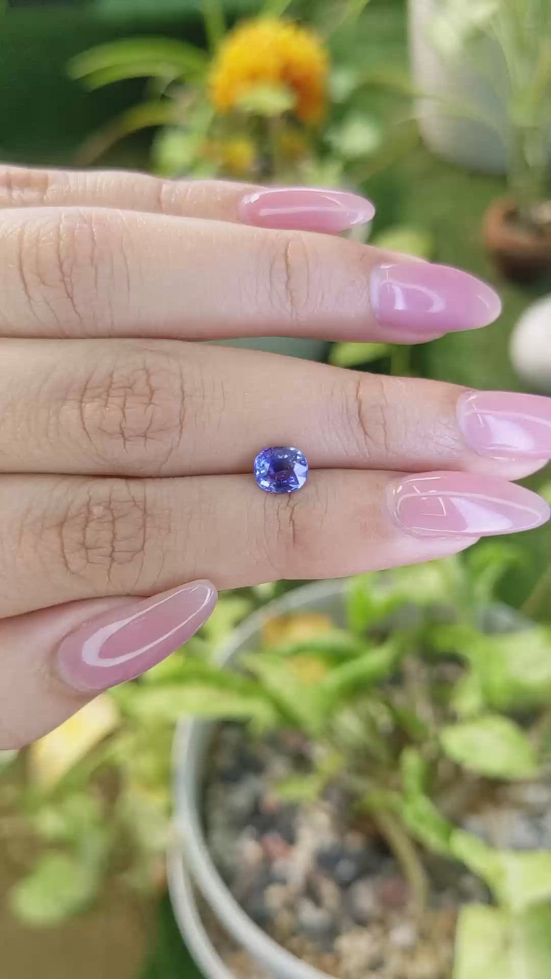 1.15 Ct. Blue Sapphire from Ceylon (Sri Lanka) Size Video