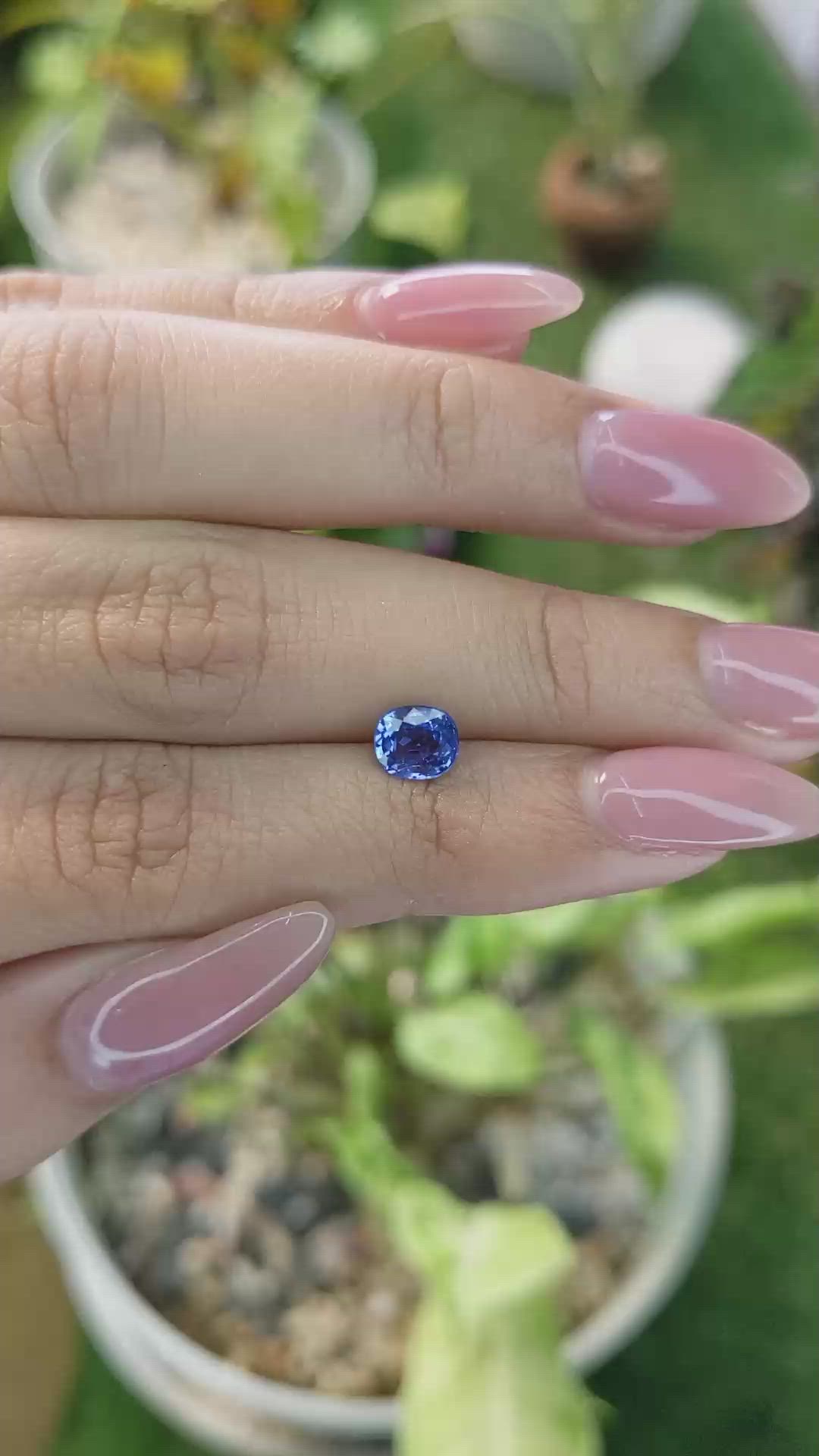 1.01 Ct. Blue Sapphire from Ceylon (Sri Lanka) Size Video