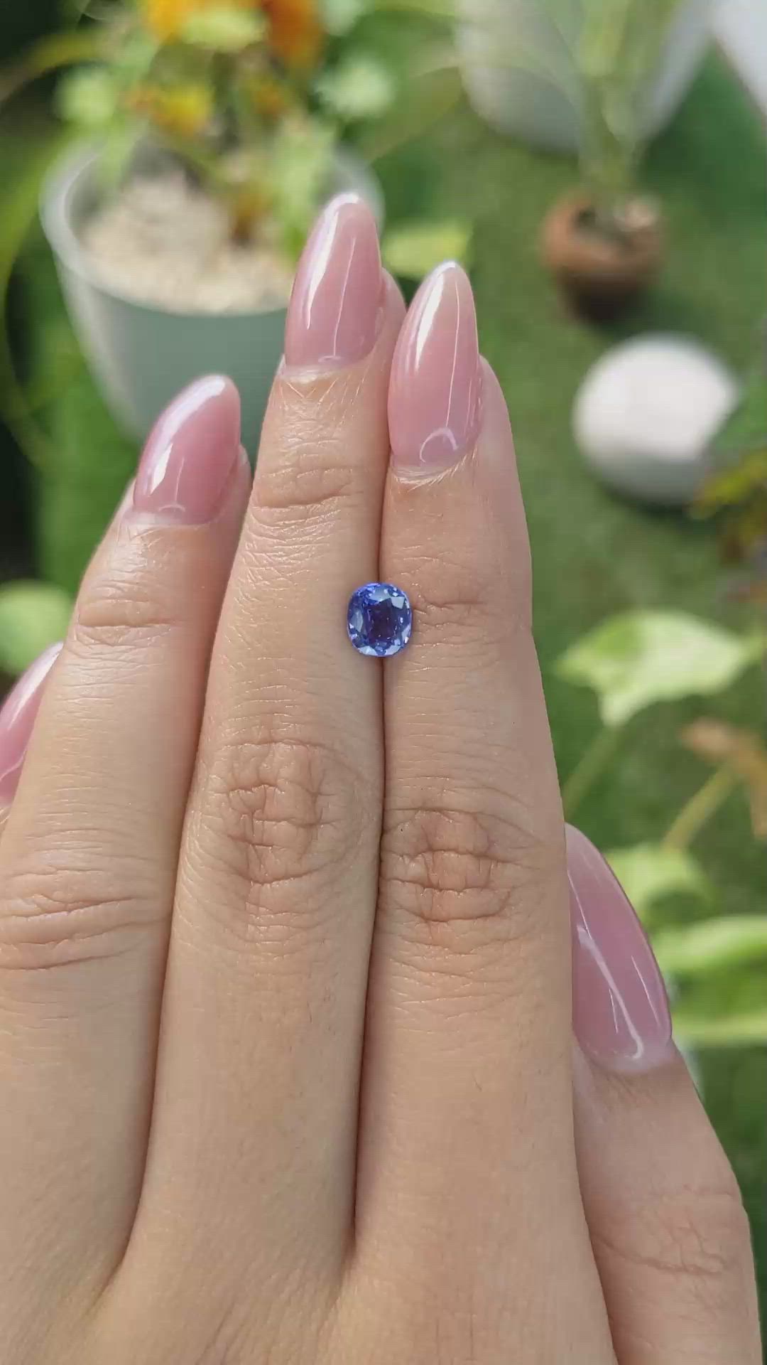 1.01 Ct. Blue Sapphire from Ceylon (Sri Lanka) Size Video
