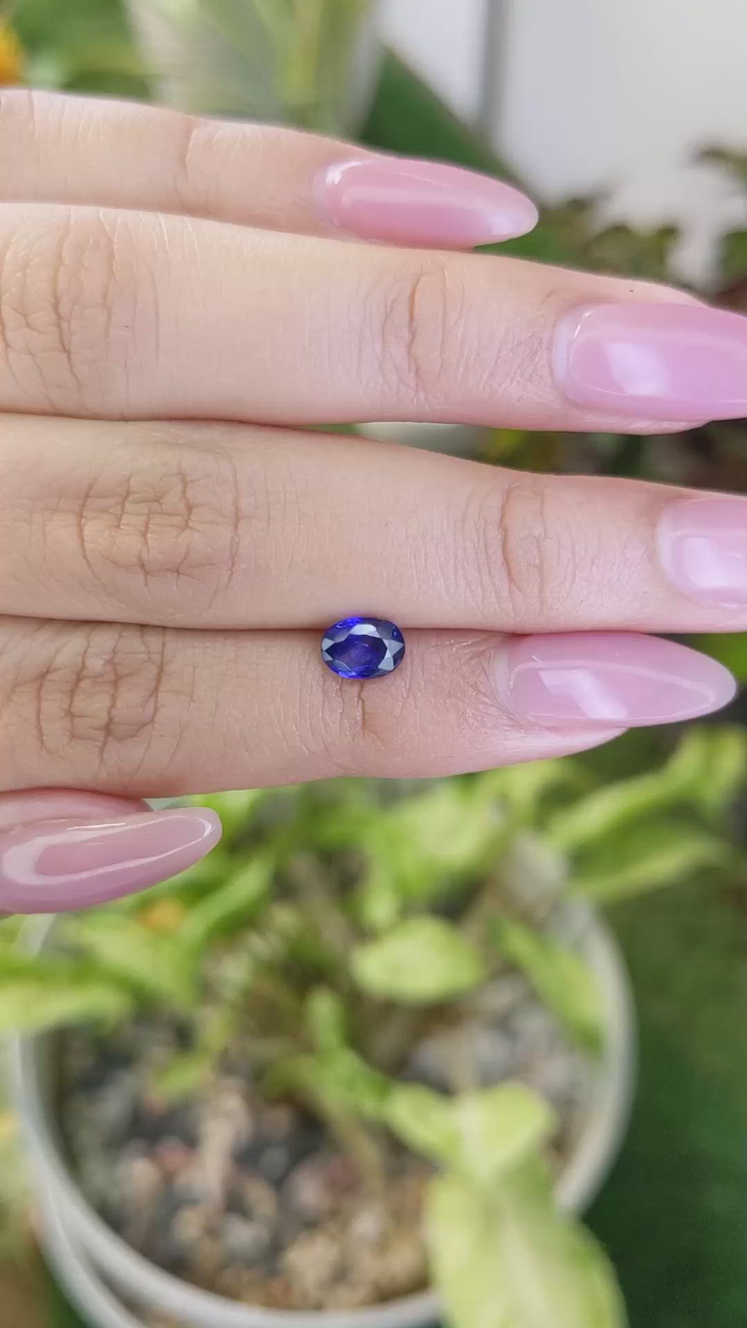 0.99 Ct. Blue Sapphire from Ceylon (Sri Lanka) Size Video