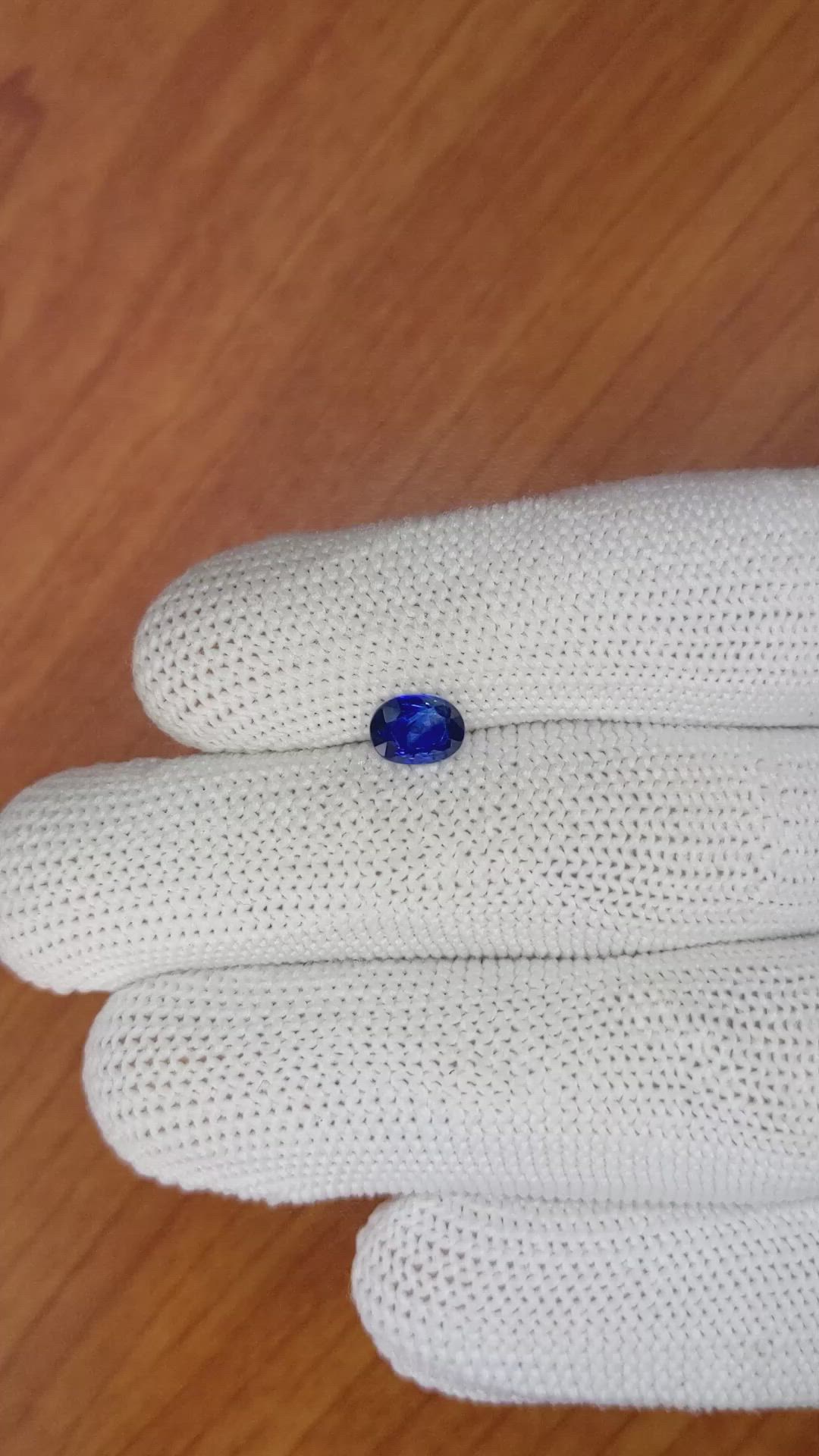 0.99 Ct. Blue Sapphire from Ceylon (Sri Lanka) Size Video