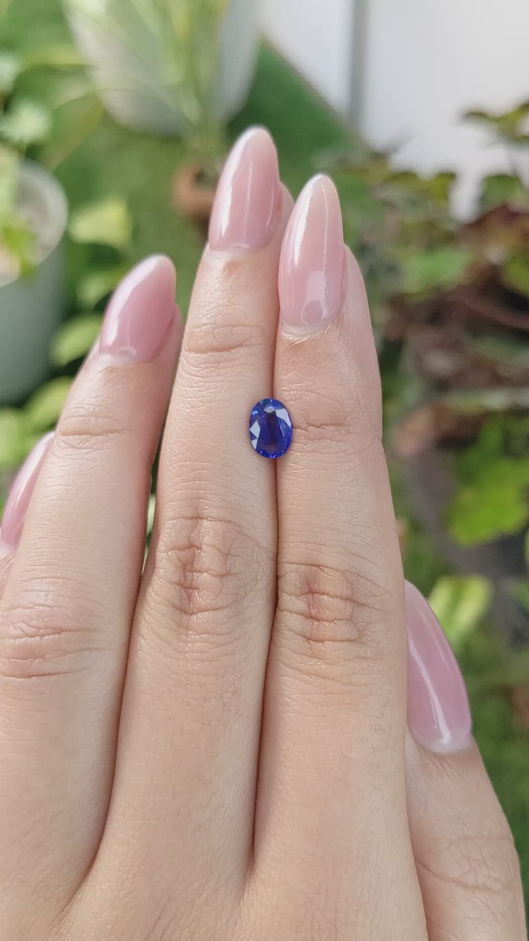 1.02 Ct. Blue Sapphire from Ceylon (Sri Lanka) Size Video