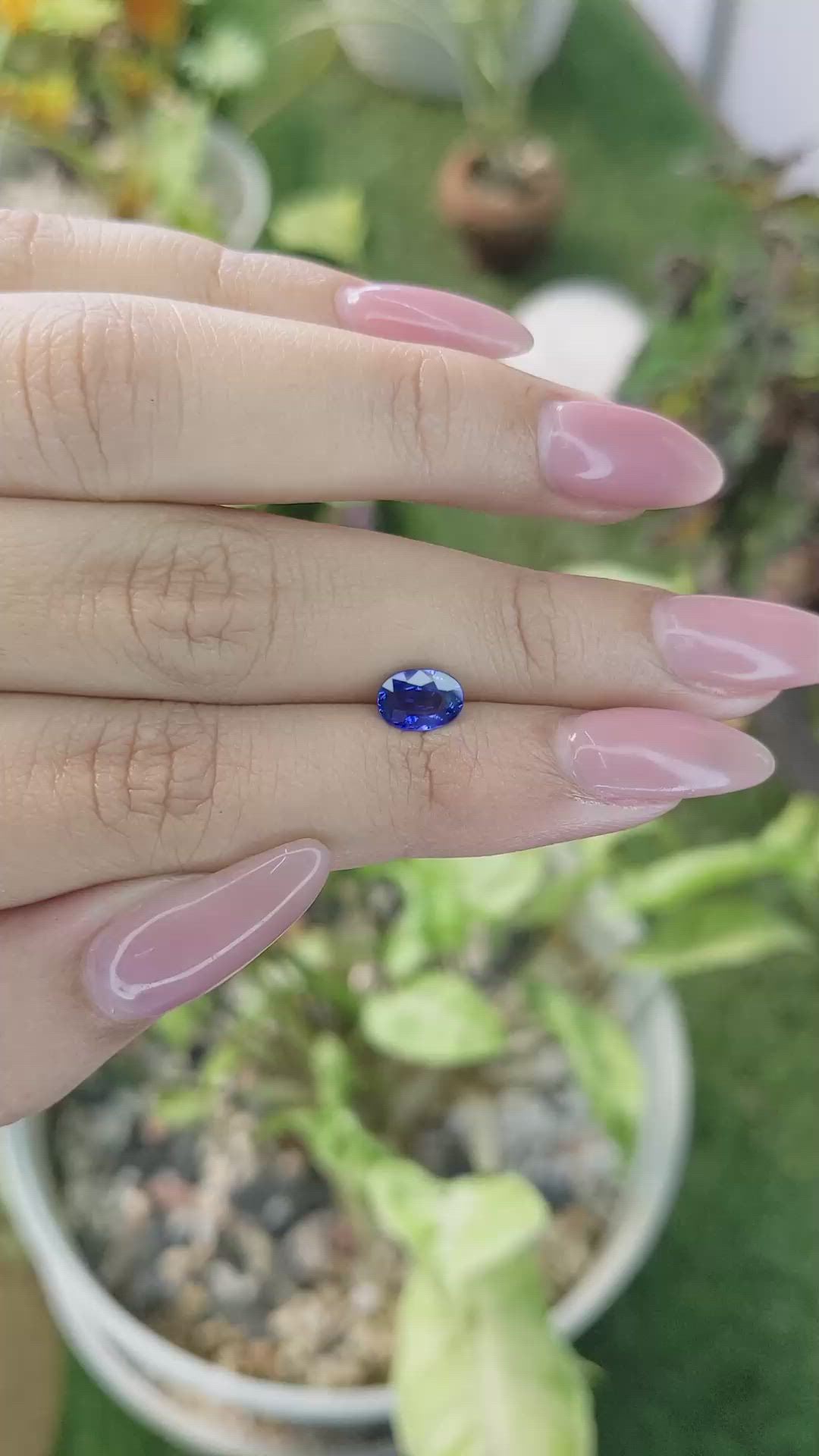 1.02 Ct. Blue Sapphire from Ceylon (Sri Lanka) Size Video