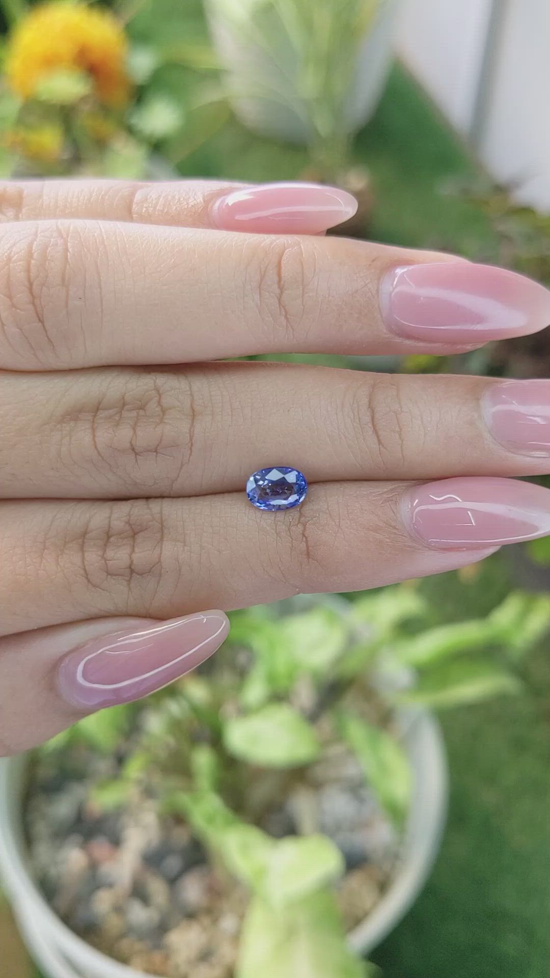 1.03 Ct. Blue Sapphire from Ceylon (Sri Lanka) Size Video