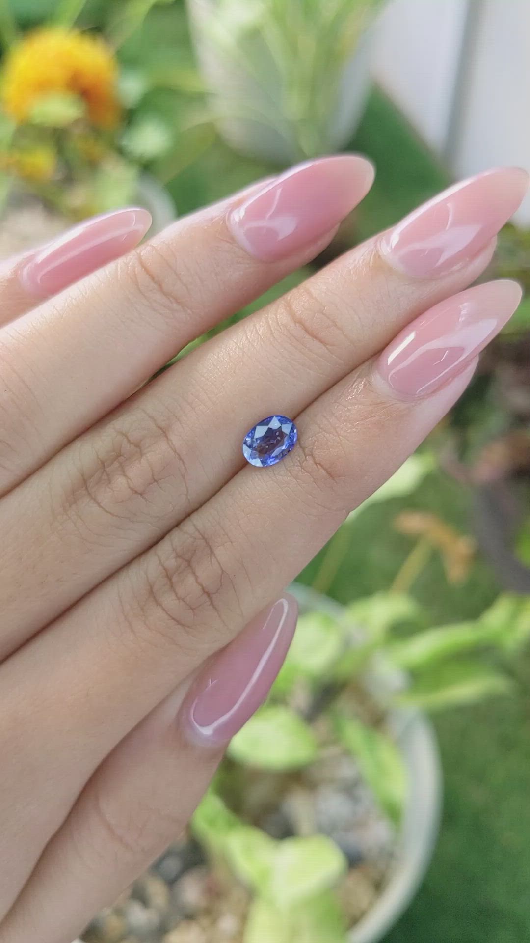 1.03 Ct. Blue Sapphire from Ceylon (Sri Lanka) Size Video
