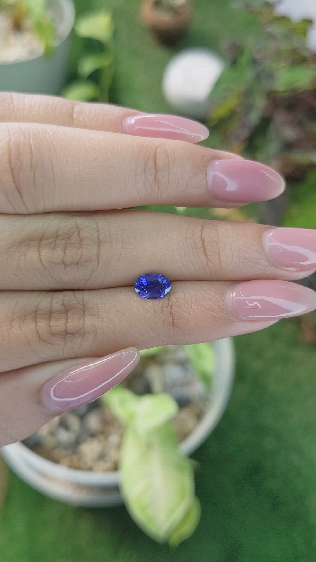 1.07 Ct. Blue Sapphire from Ceylon (Sri Lanka) Size Video