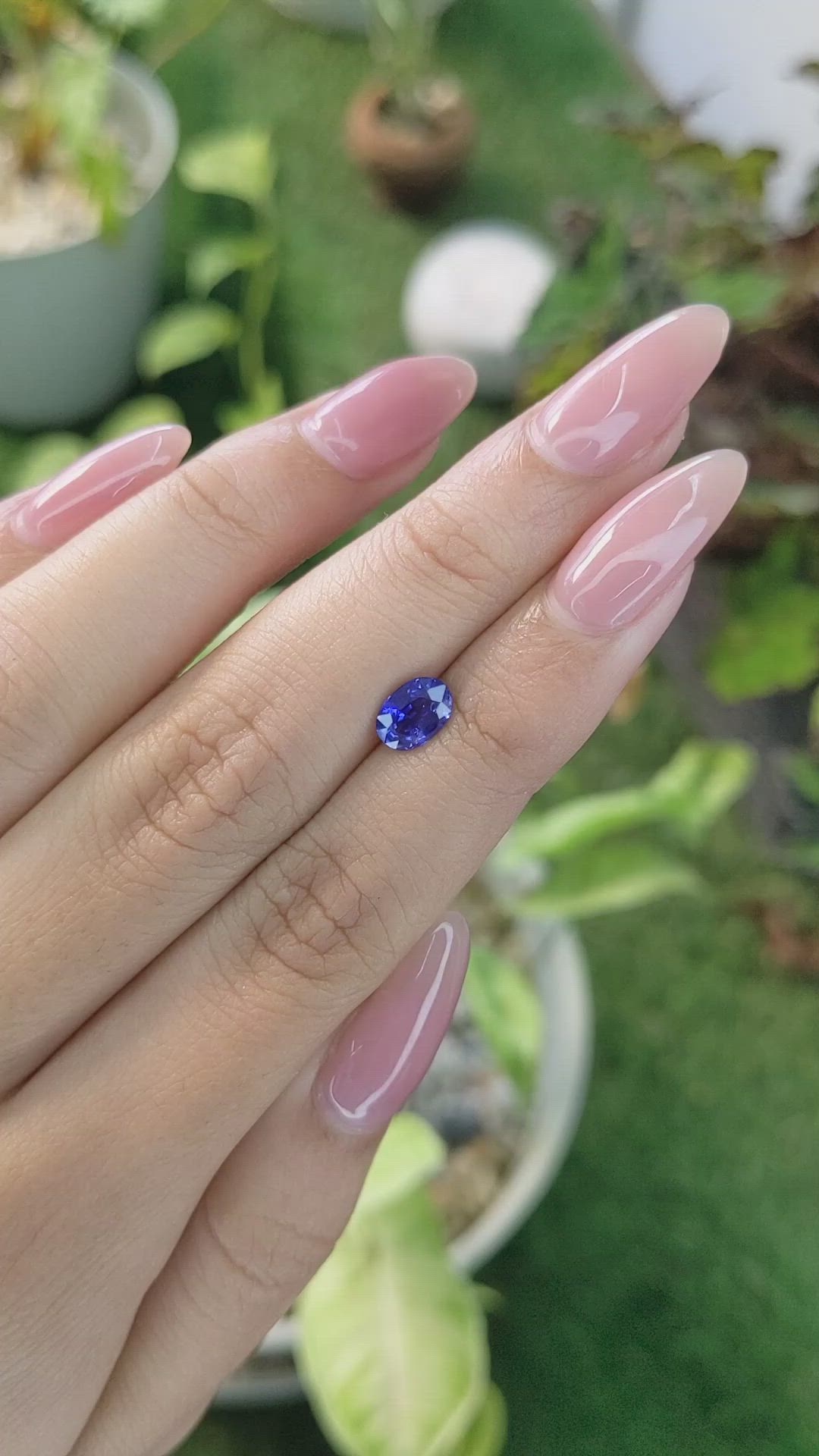 1.07 Ct. Blue Sapphire from Ceylon (Sri Lanka) Size Video