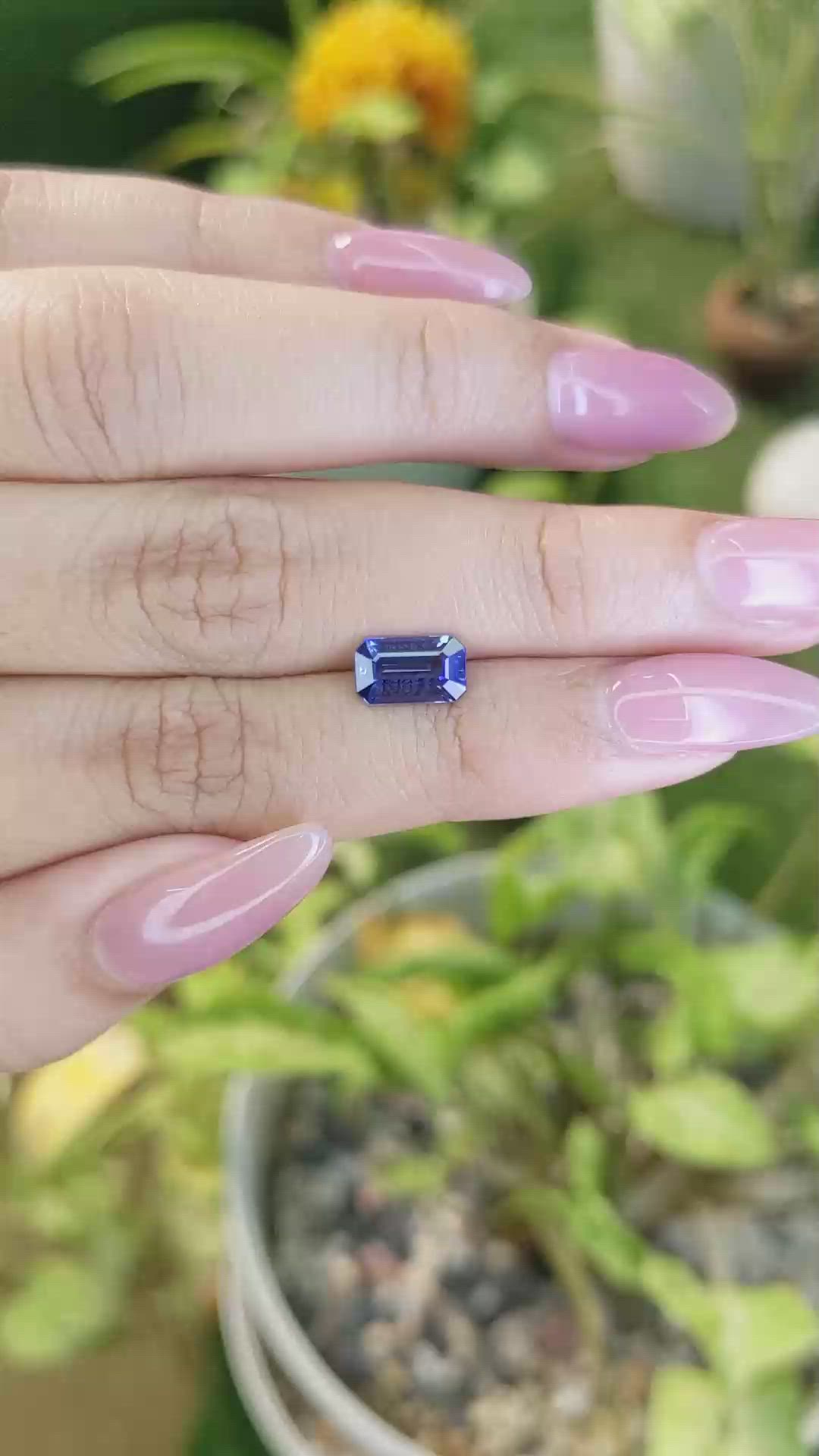 1.64 Ct. Blue Sapphire from Ceylon (Sri Lanka) Size Video