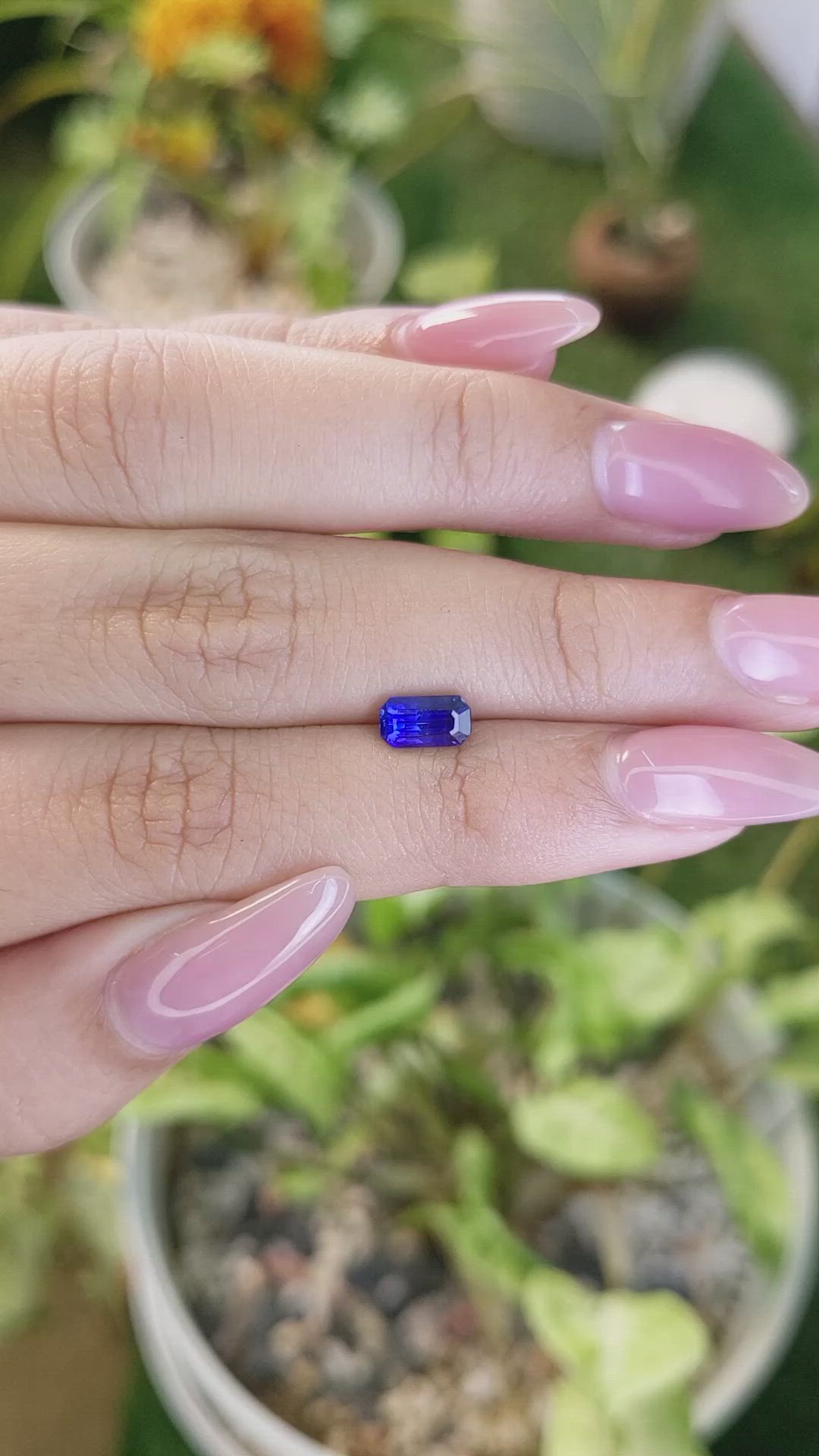 1.13 Ct. Blue Sapphire from Ceylon (Sri Lanka) Size Video