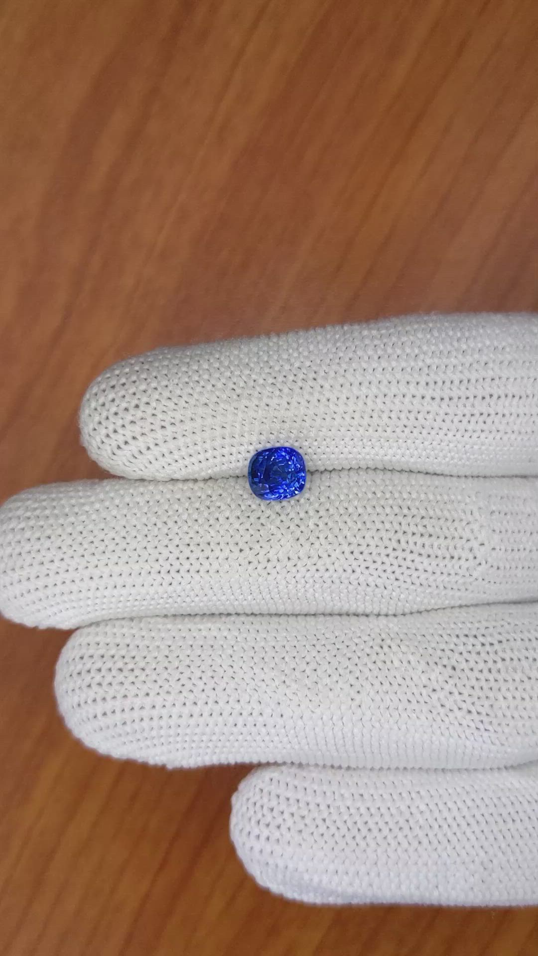 1.48 Ct. Blue Sapphire from Ceylon (Sri Lanka) Size Video