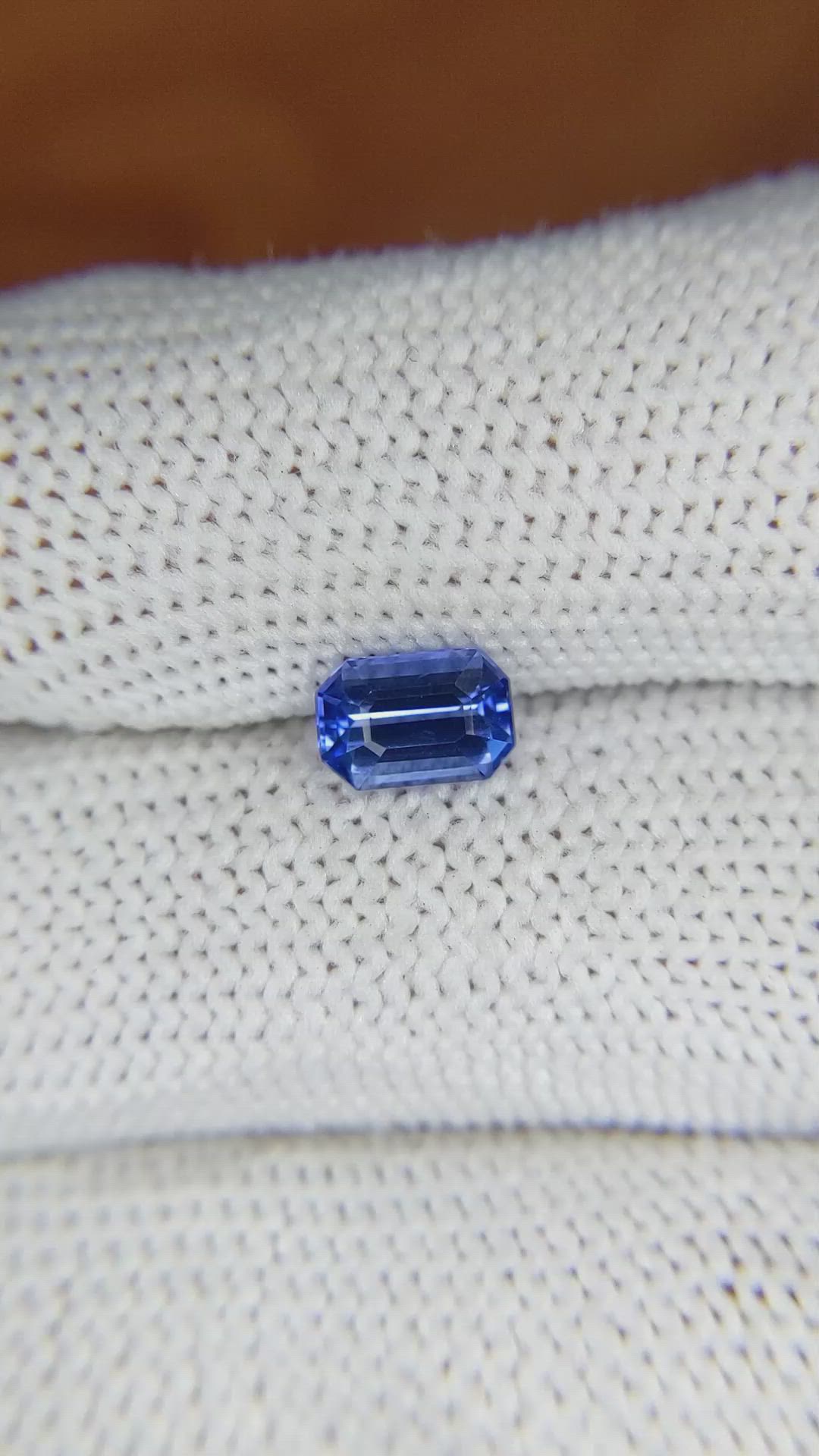 1.12 Ct. Blue Sapphire from Ceylon (Sri Lanka) Size Video
