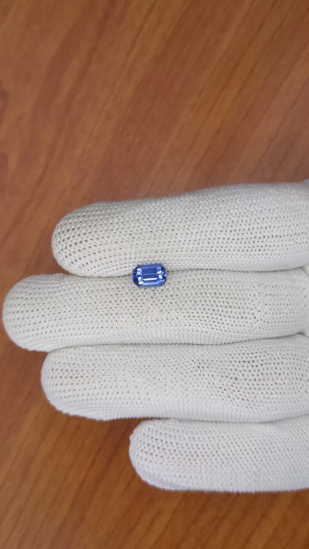 1.12 Ct. Blue Sapphire from Ceylon (Sri Lanka) Size Video