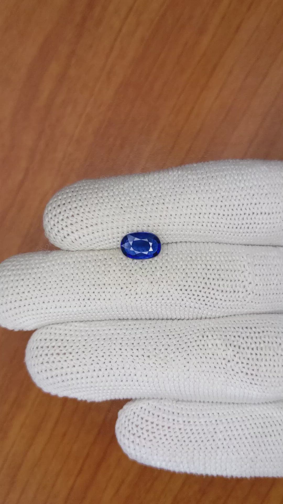 1.22 Ct. Blue Sapphire from Ceylon (Sri Lanka) Size Video