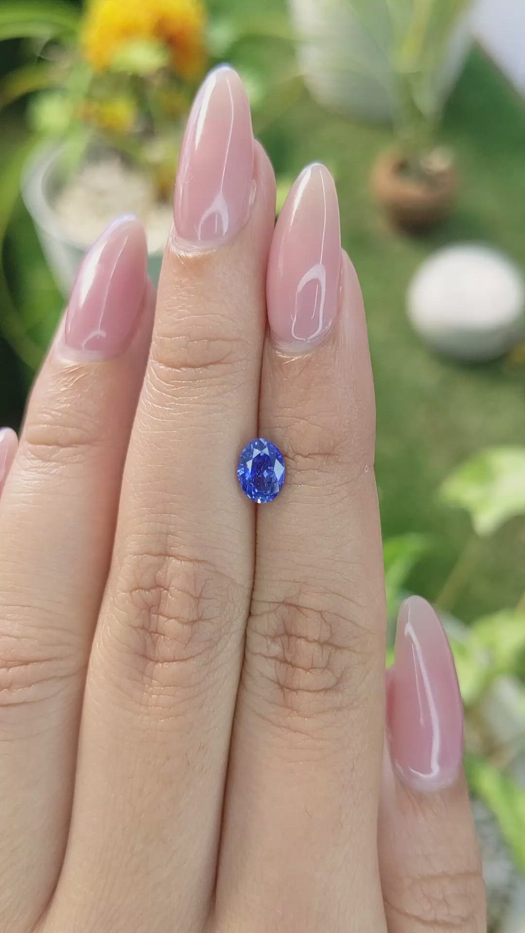 1.08 Ct. Blue Sapphire from Ceylon (Sri Lanka) Size Video