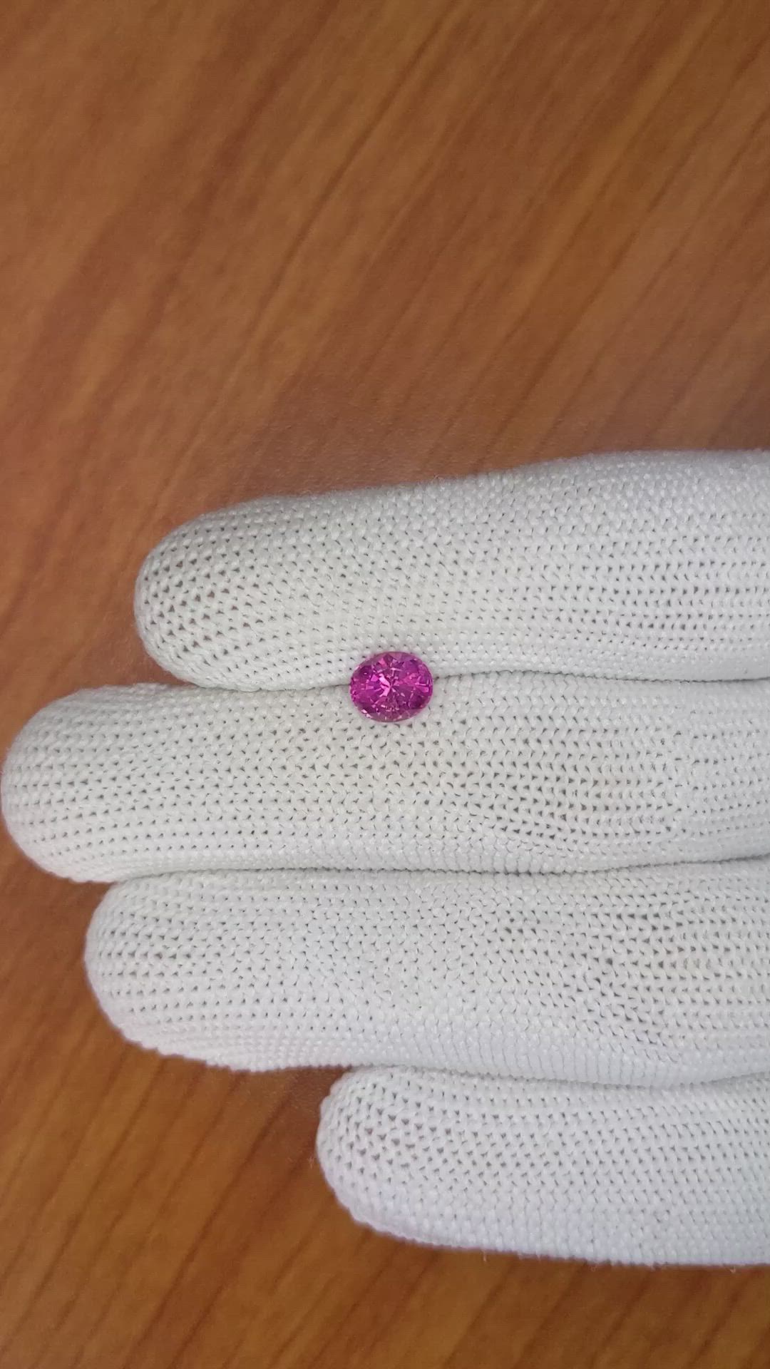 1.31 Ct. Pinkish Purple Sapphire from Ceylon (Sri Lanka) Size Video