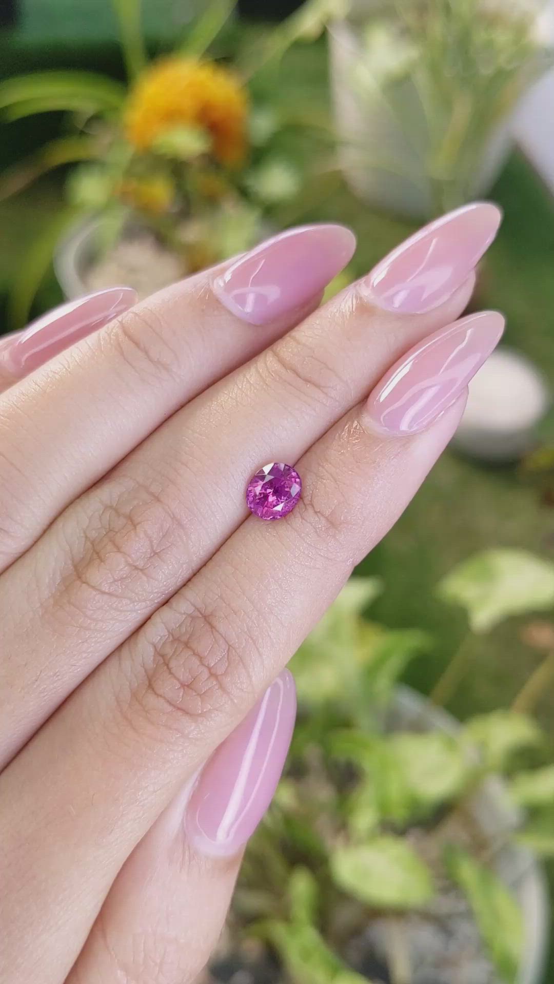 1.31 Ct. Pinkish Purple Sapphire from Ceylon (Sri Lanka) Size Video