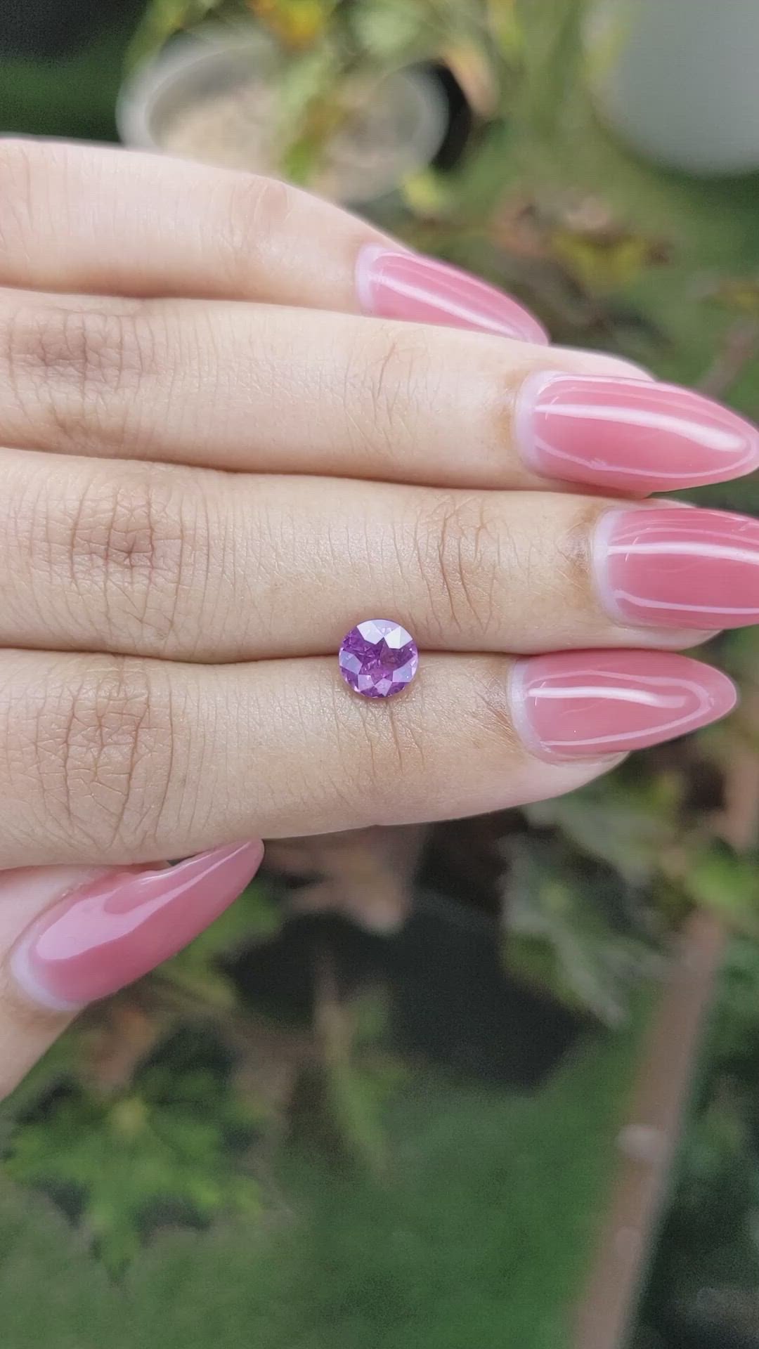 1.24 Ct. Pinkish Purple Sapphire from Ceylon (Sri Lanka) Size Video