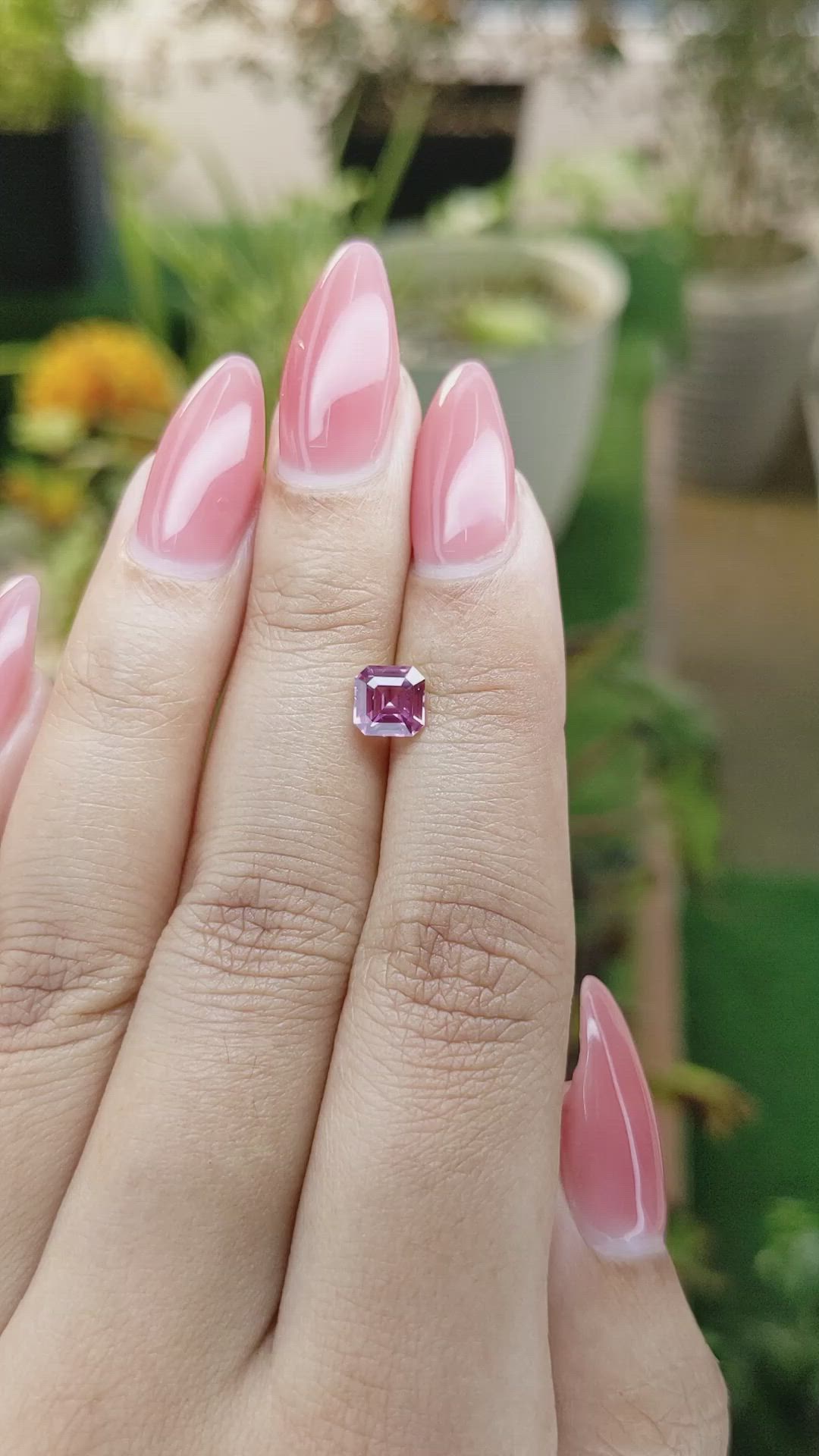 1.05 Ct. Purplish Pink Sapphire from Ceylon (Sri Lanka) Size Video