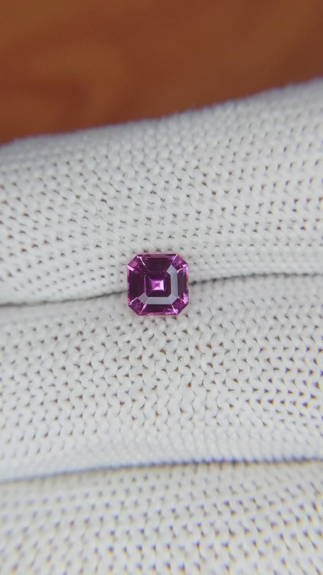 1.05 Ct. Purplish Pink Sapphire from Ceylon (Sri Lanka) Size Video