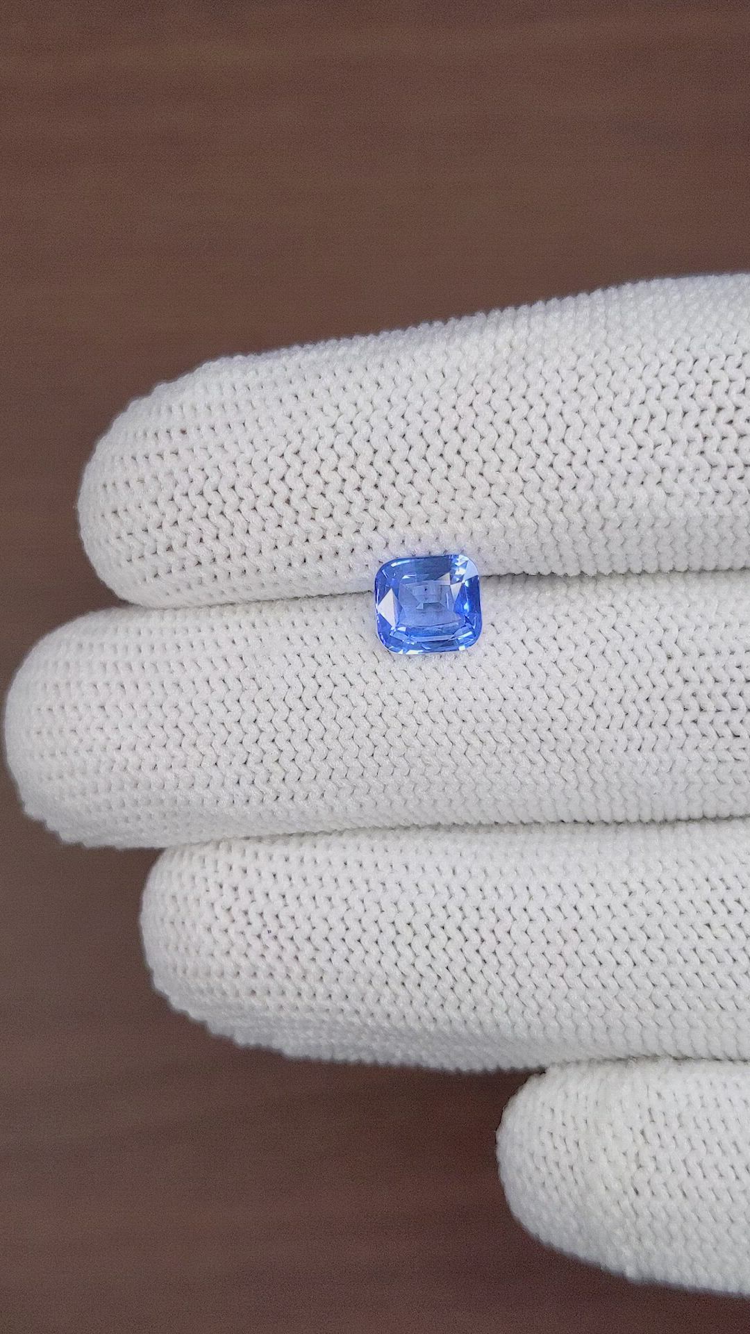 1.65 Ct. Blue Sapphire from Ceylon (Sri Lanka) Size Video