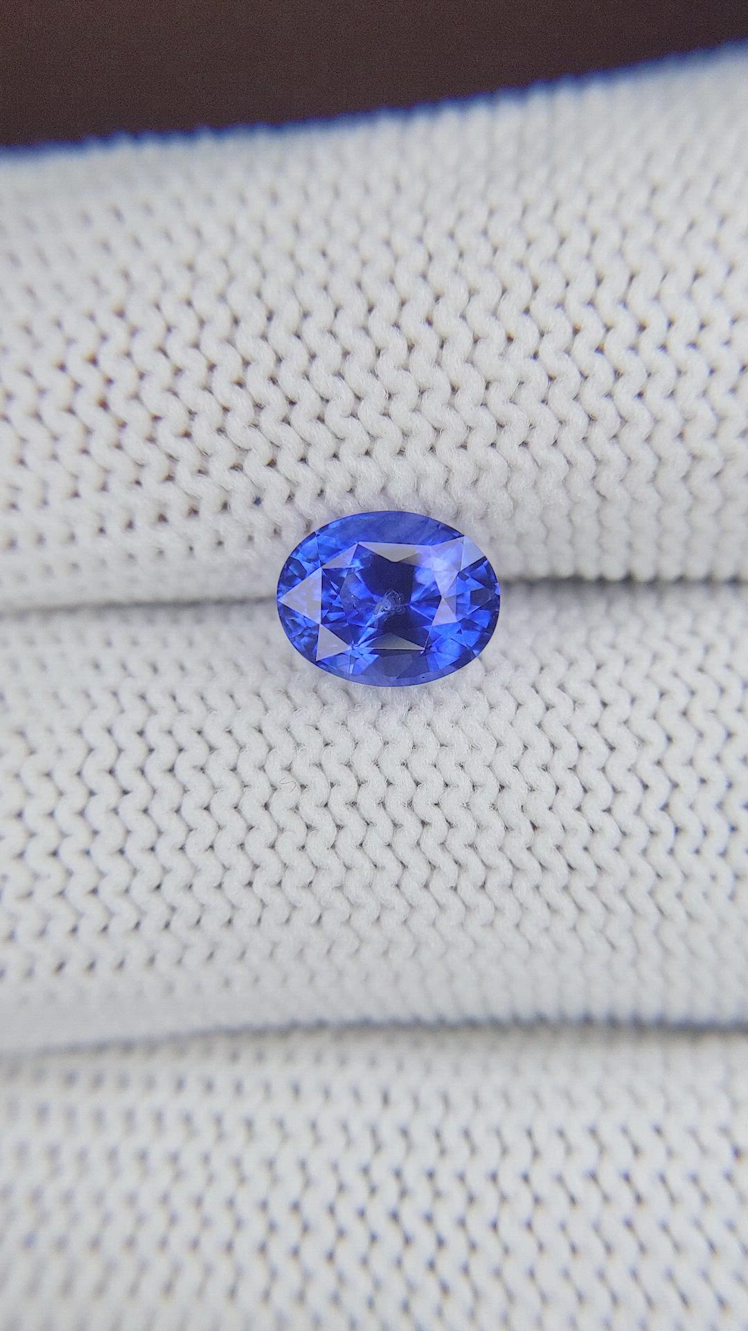 2.02 Ct. Blue Sapphire from Ceylon (Sri Lanka) Size Video