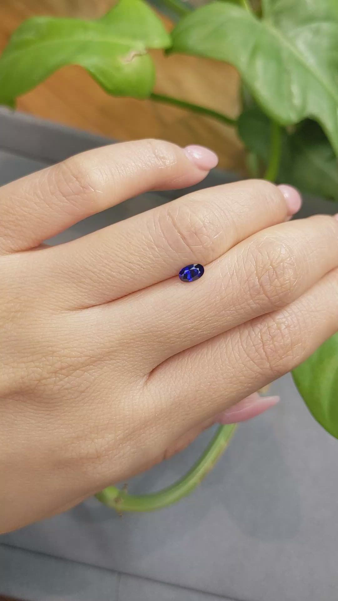 0.45 Ct. Blue Sapphire from Ceylon (Sri Lanka) Size Video