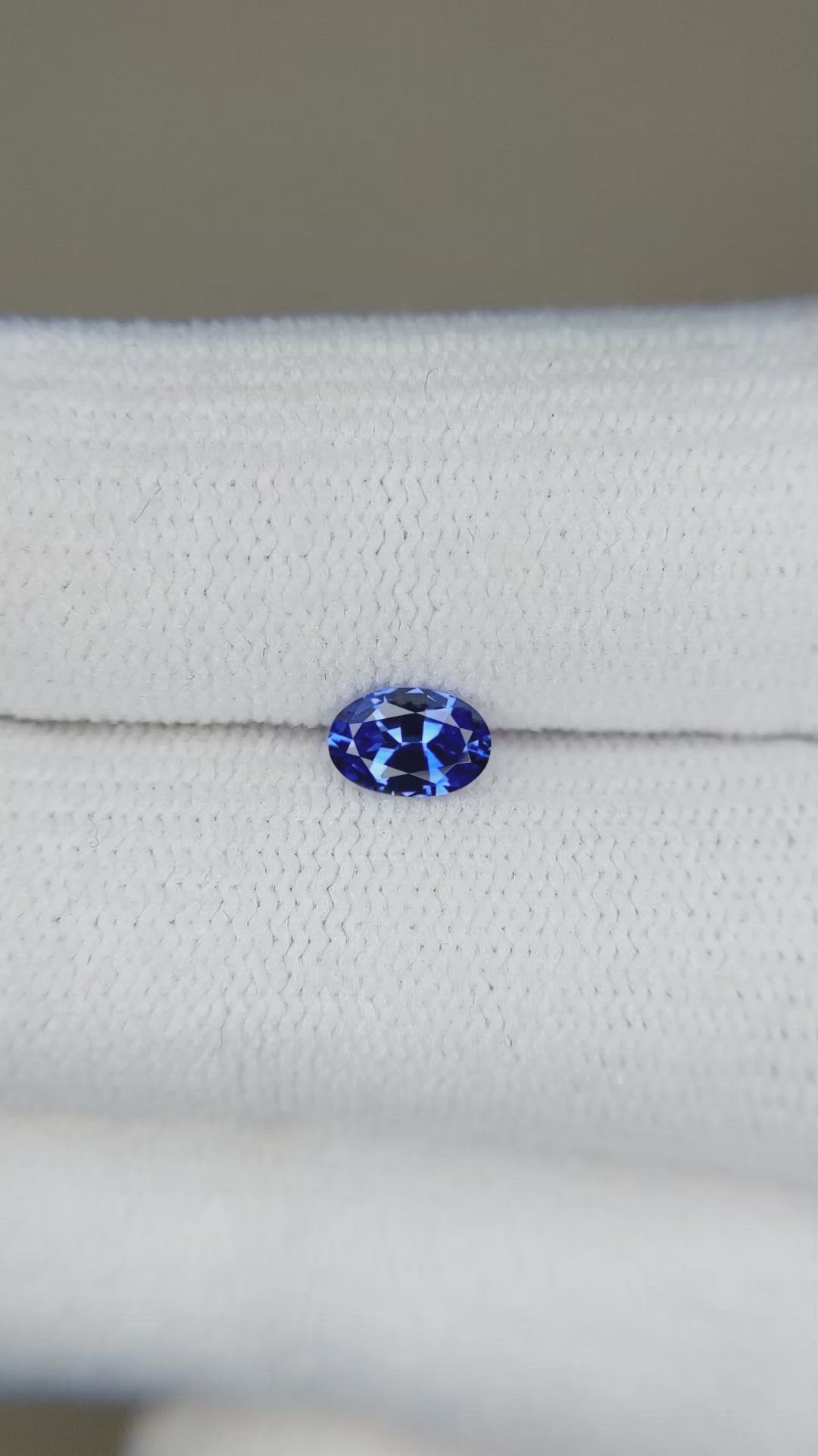 0.44 Ct. Blue Sapphire from Ceylon (Sri Lanka) Size Video