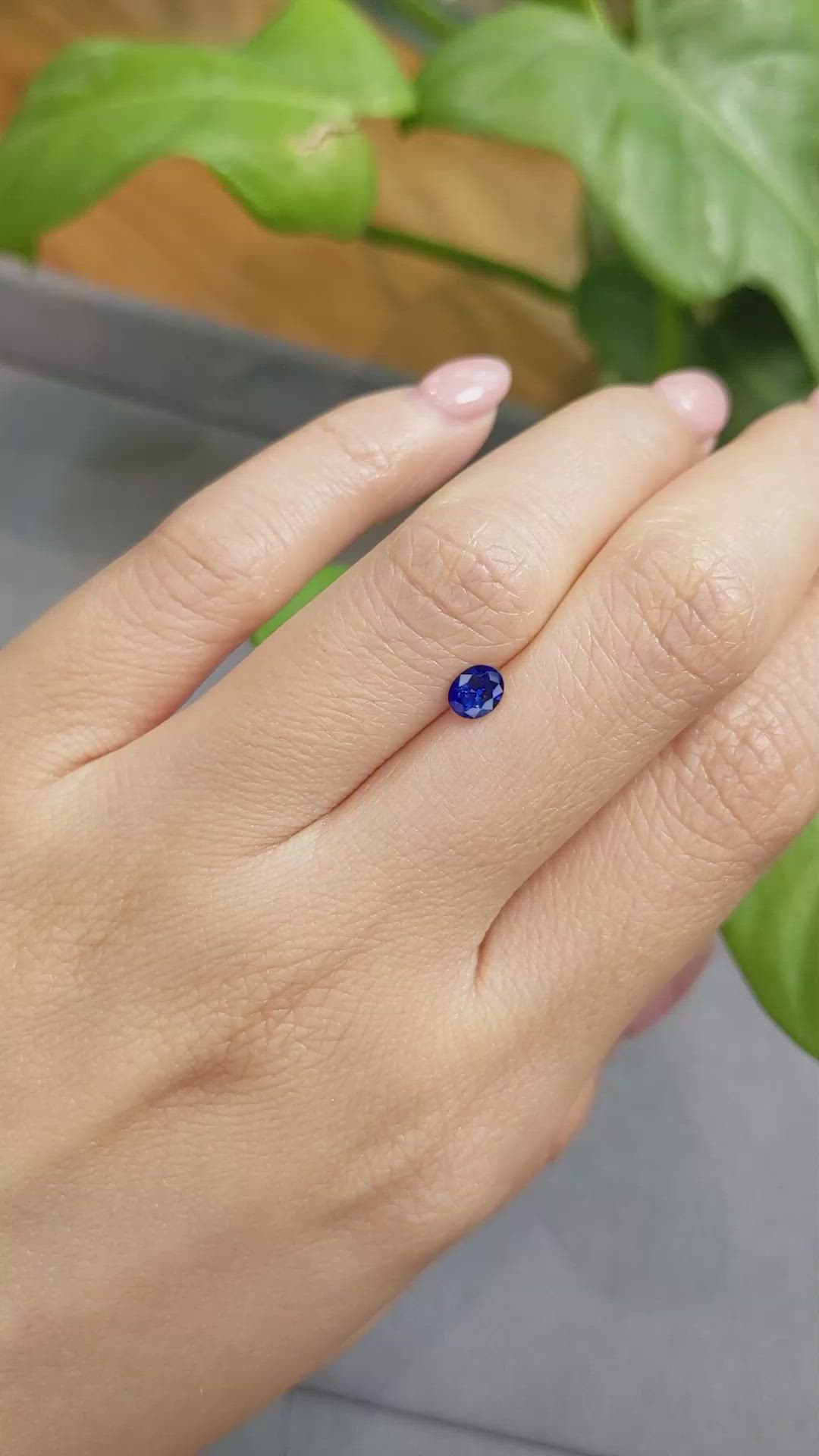 0.40 Ct. Blue Sapphire from Ceylon (Sri Lanka) Size Video