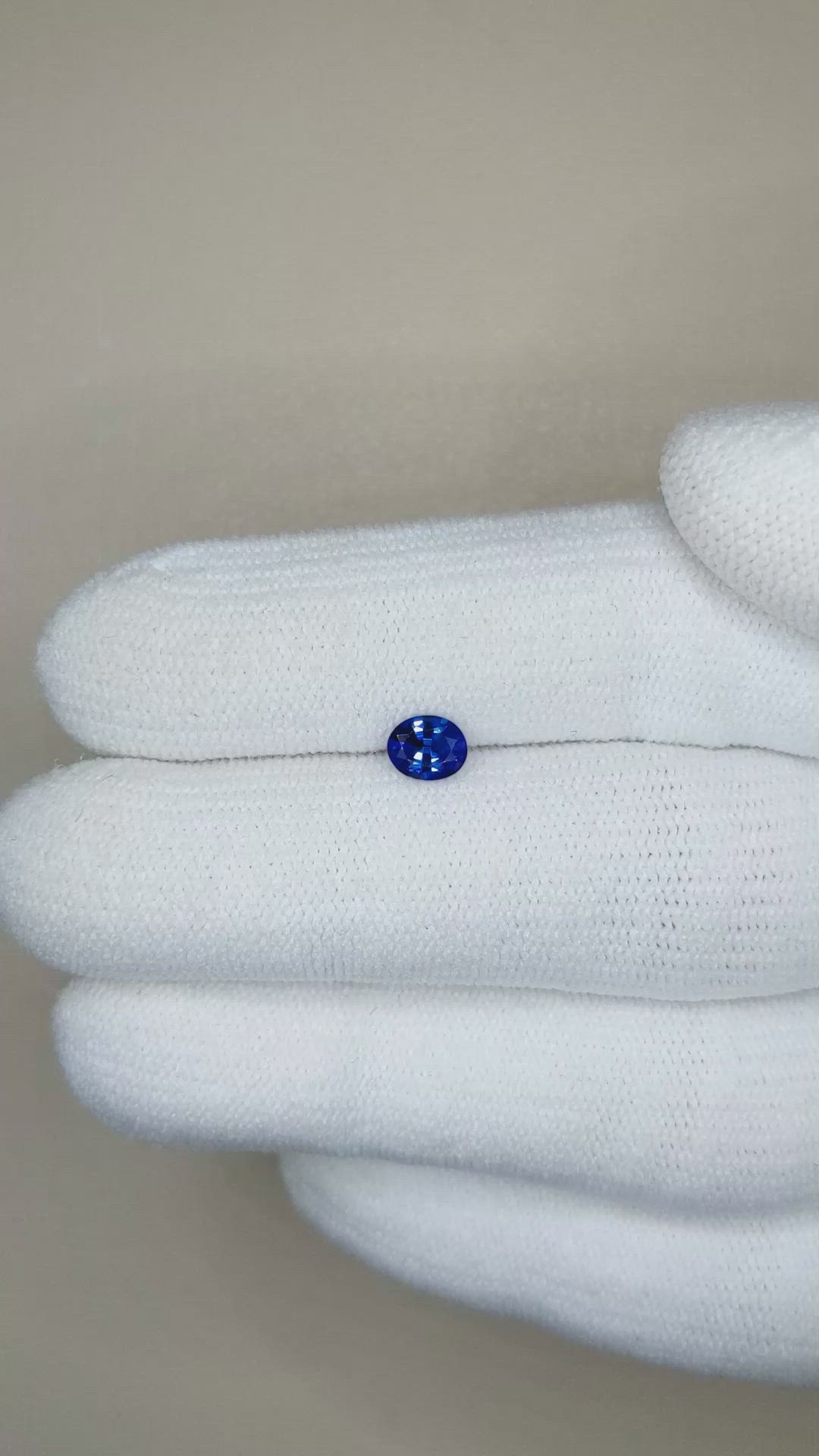 0.40 Ct. Blue Sapphire from Ceylon (Sri Lanka) Size Video