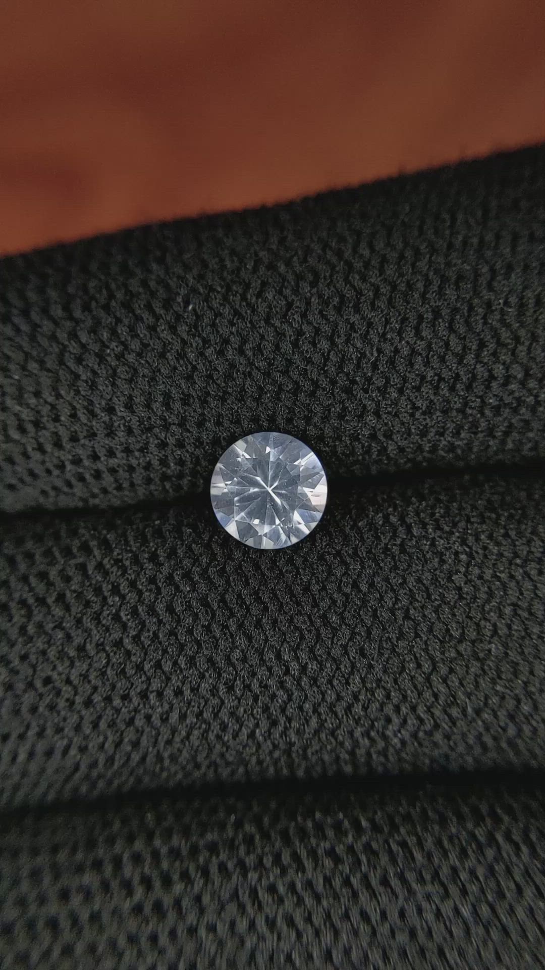 1.00 Ct. White Sapphire from Ceylon (Sri Lanka) Size Video