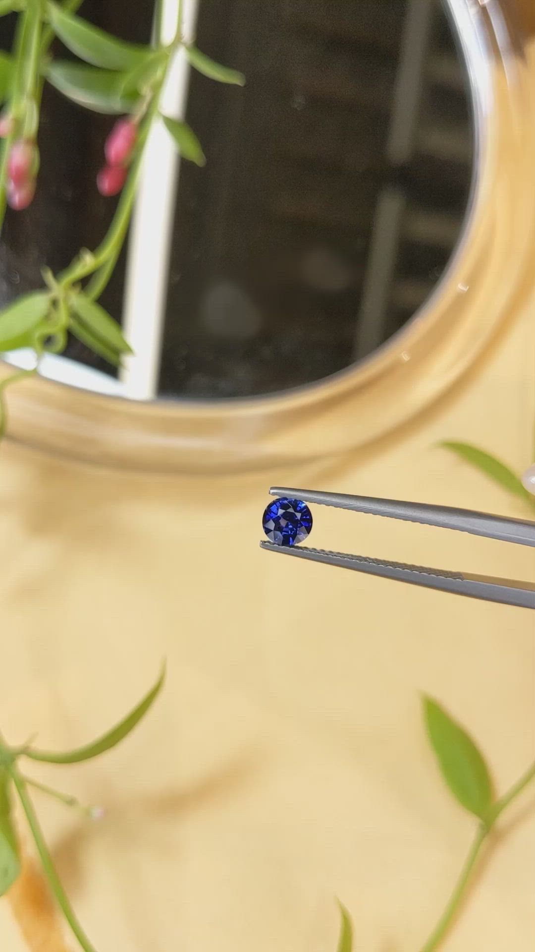 0.75 Ct. Blue Sapphire from Ceylon (Sri Lanka) Size Video
