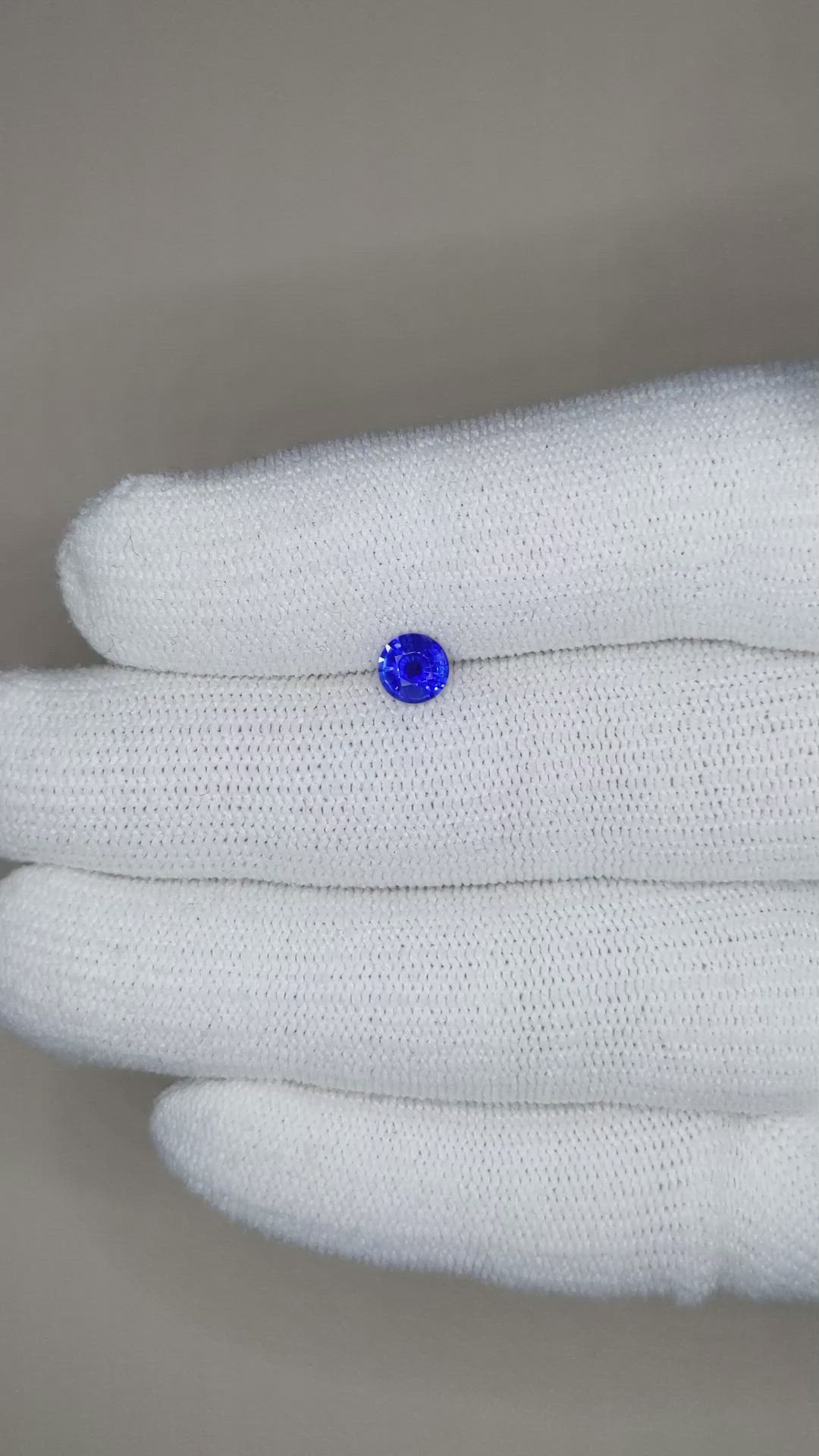 0.57 Ct. Blue Sapphire from Ceylon (Sri Lanka) Size Video
