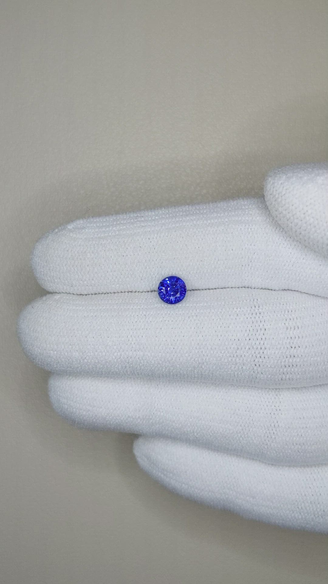 0.71 Ct. Blue Sapphire from Ceylon (Sri Lanka) Size Video