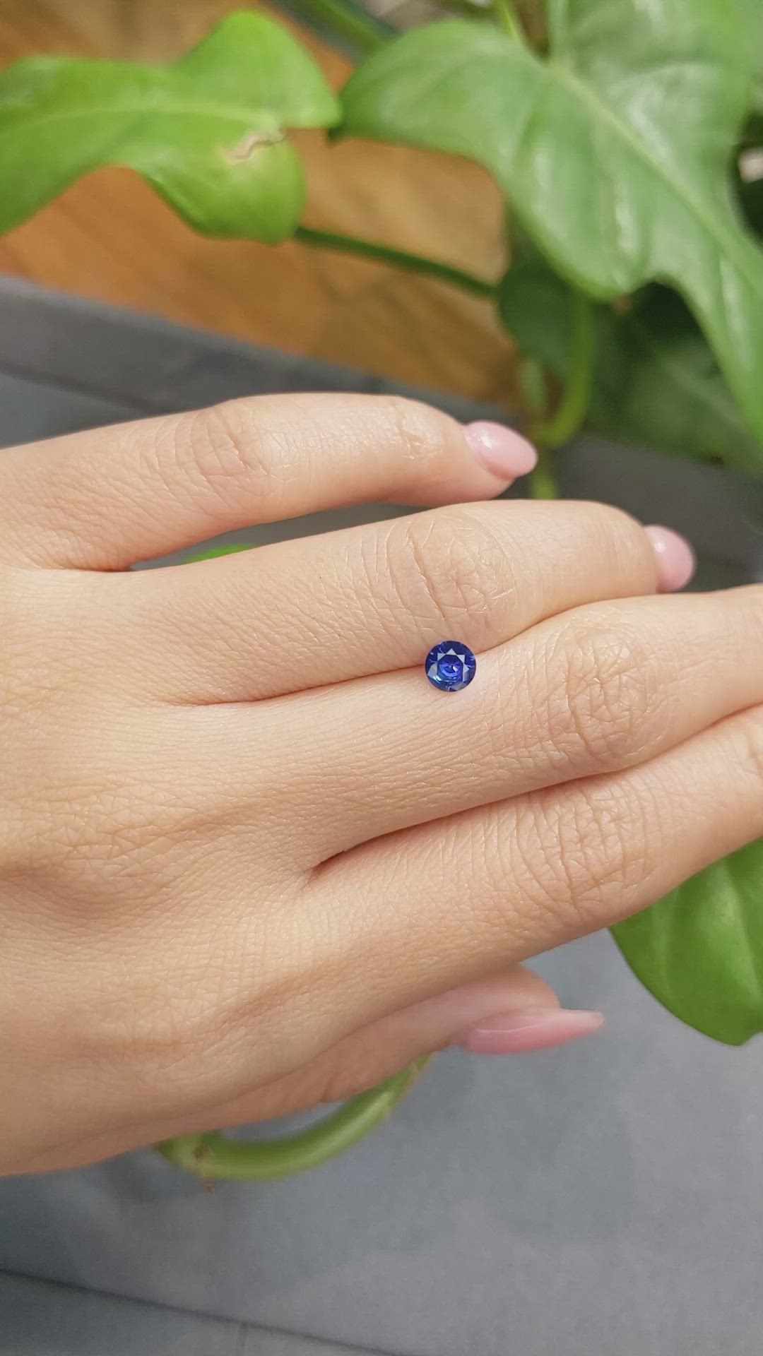 0.46 Ct. Blue Sapphire from Ceylon (Sri Lanka) Size Video