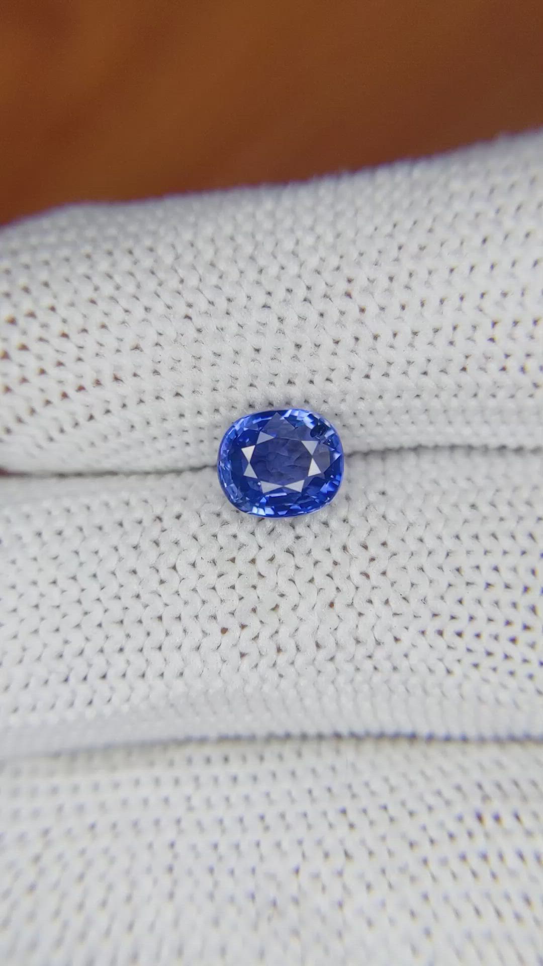 1.60 Ct. Blue Sapphire from Ceylon (Sri Lanka) Size Video