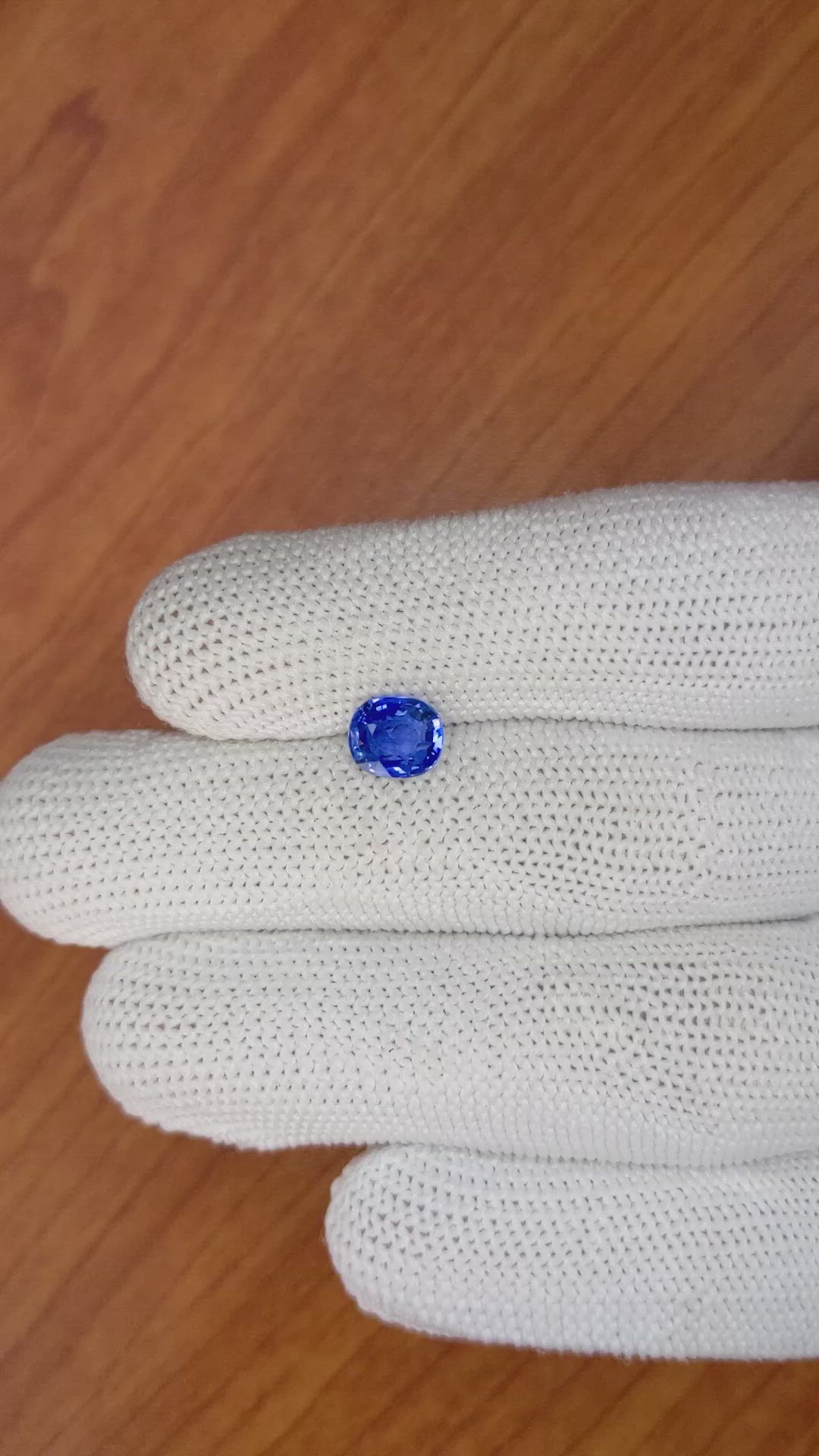 1.60 Ct. Blue Sapphire from Ceylon (Sri Lanka) Size Video