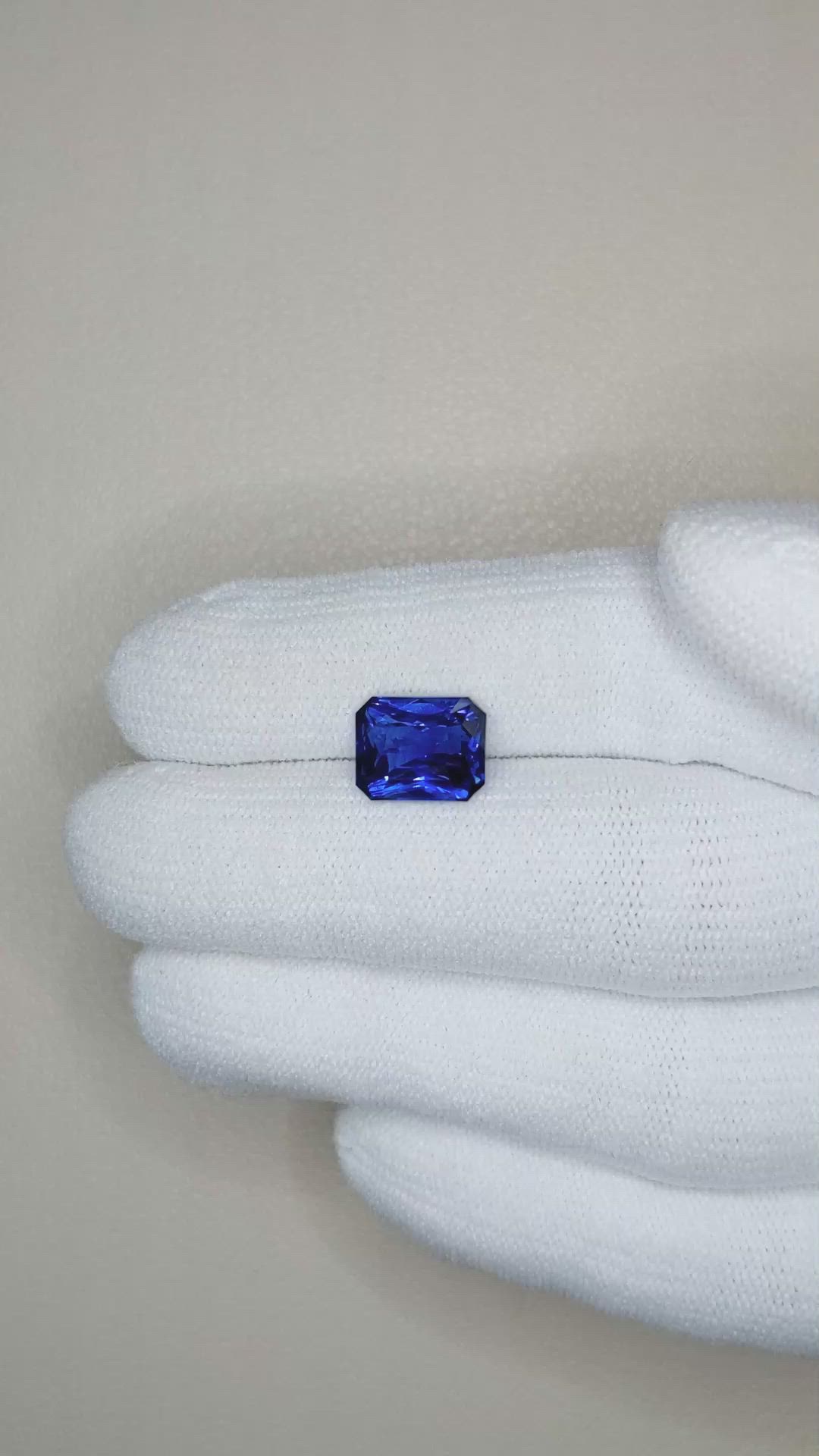 3.54 Ct. Blue Sapphire from Ceylon (Sri Lanka) Size Video