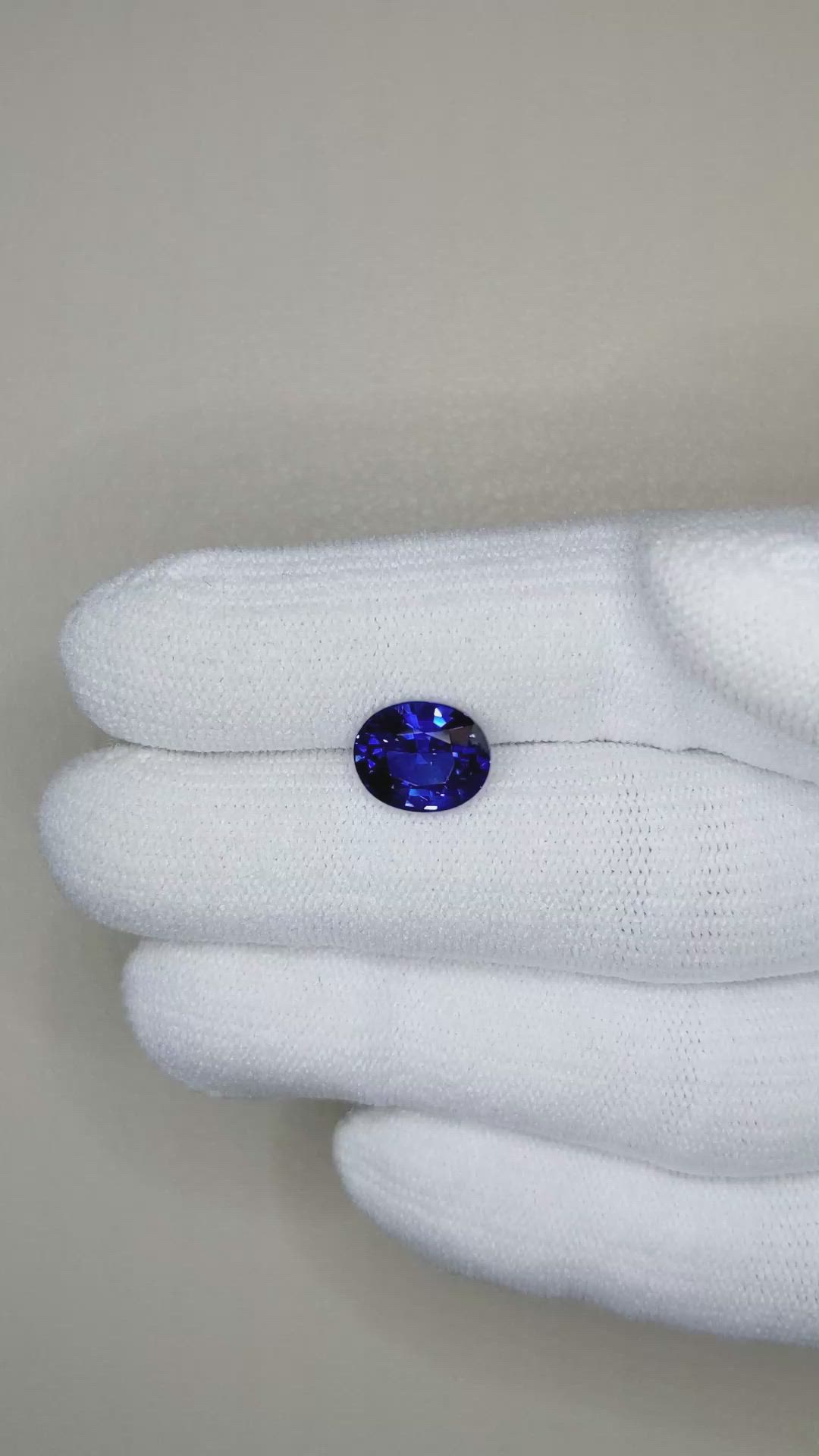 3.08 Ct. Blue Sapphire from Ceylon (Sri Lanka) Size Video