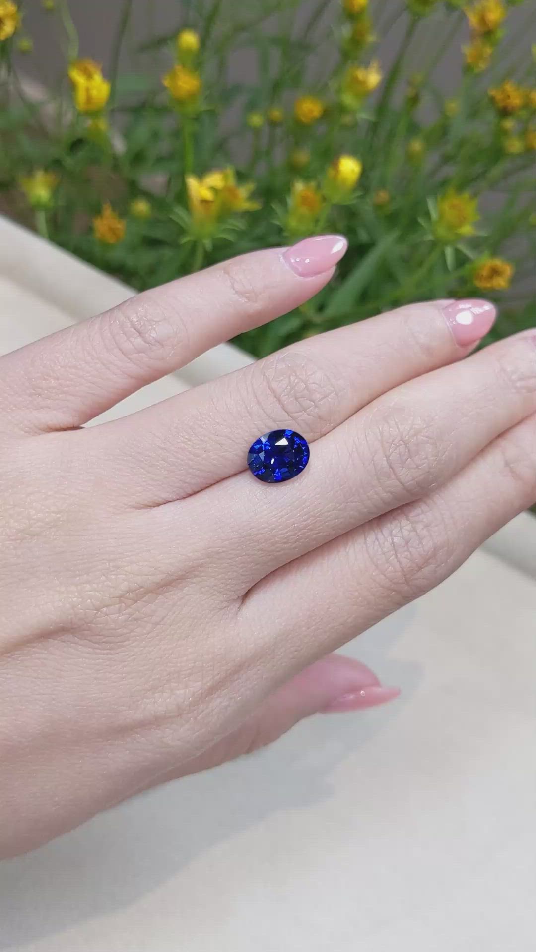 3.08 Ct. Blue Sapphire from Ceylon (Sri Lanka) Size Video