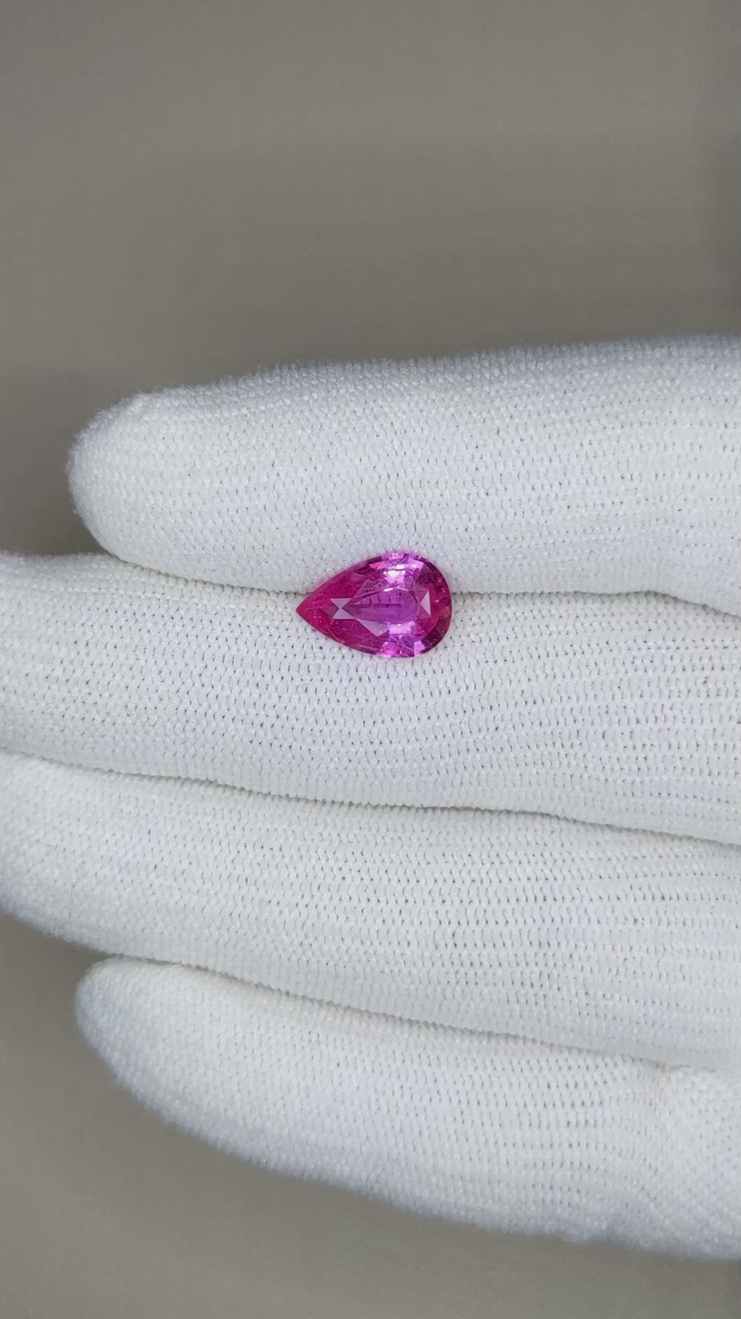 2.53 Ct. Pink Sapphire from Ceylon (Sri Lanka) Size Video