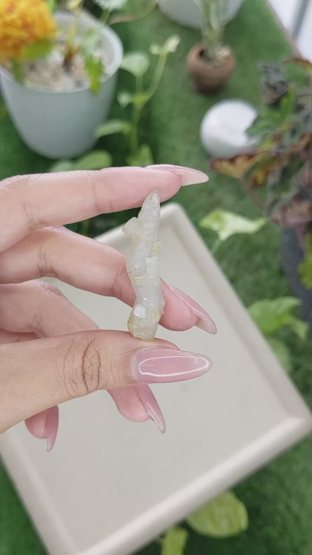 31.08 Ct. Yellow Sapphire Crystal from Ceylon (Sri Lanka) Size Video