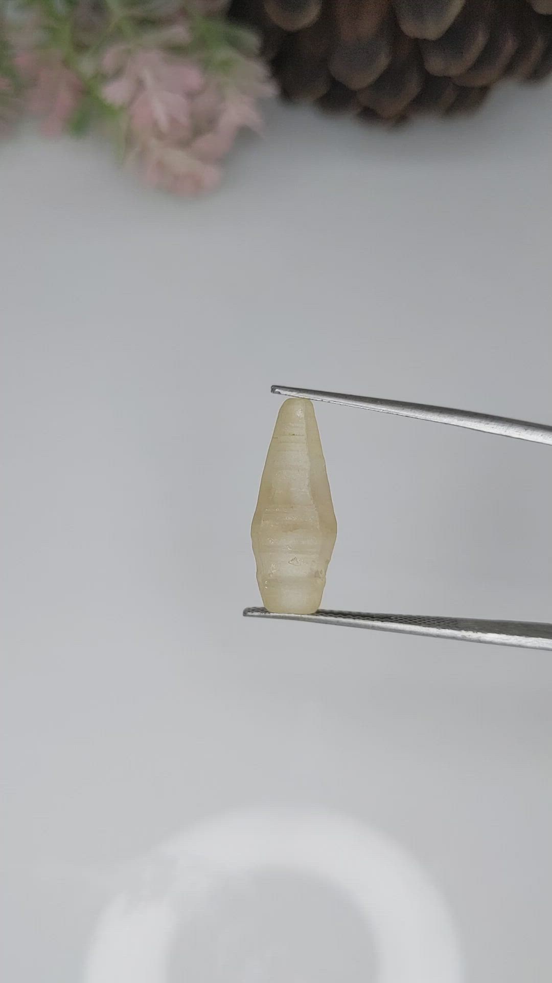 9.98 Ct. Yellow Sapphire Crystal from Ceylon (Sri Lanka) Size Video