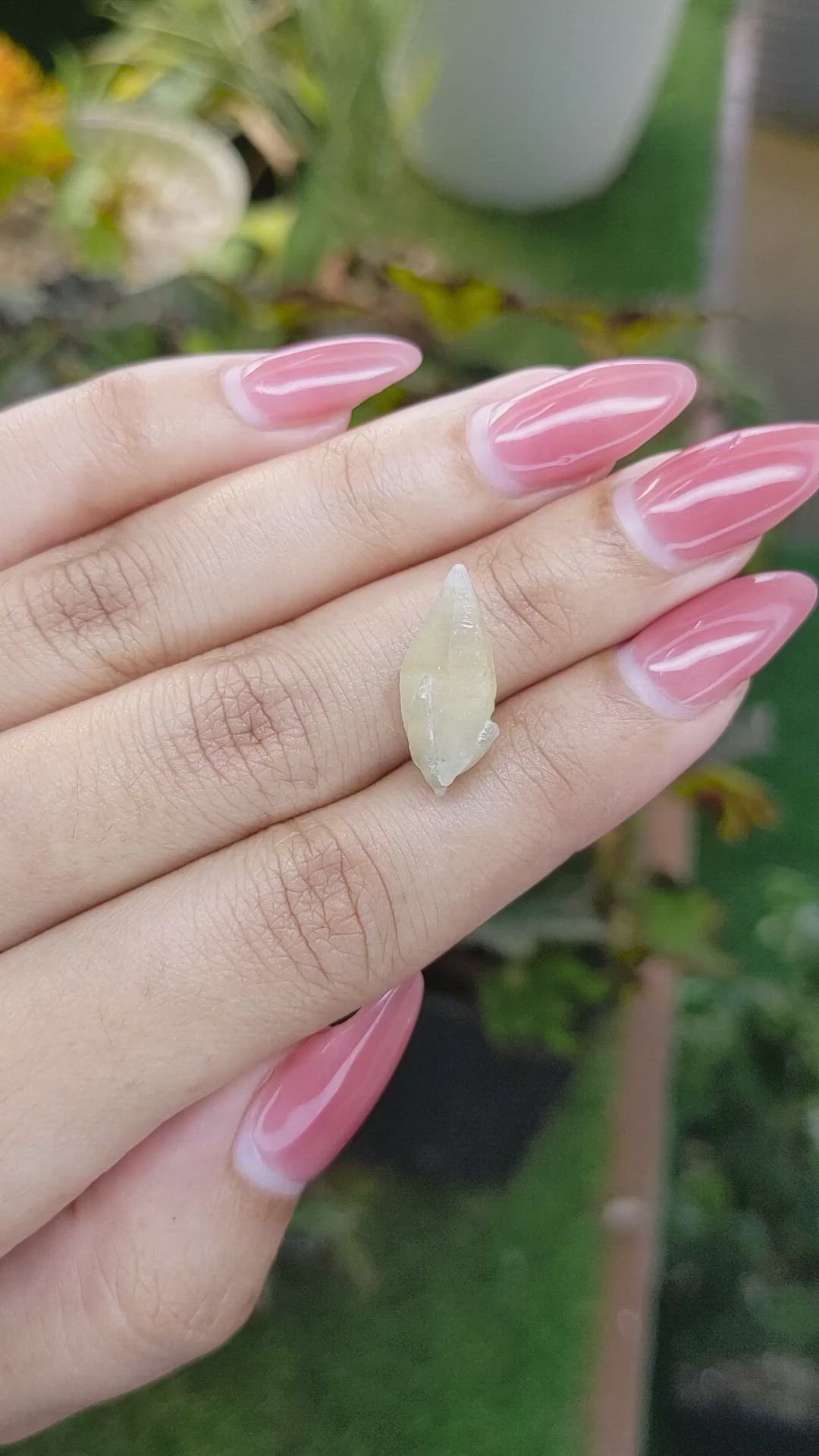 7.76 Ct. Yellow Sapphire Crystal from Ceylon (Sri Lanka) Size Video