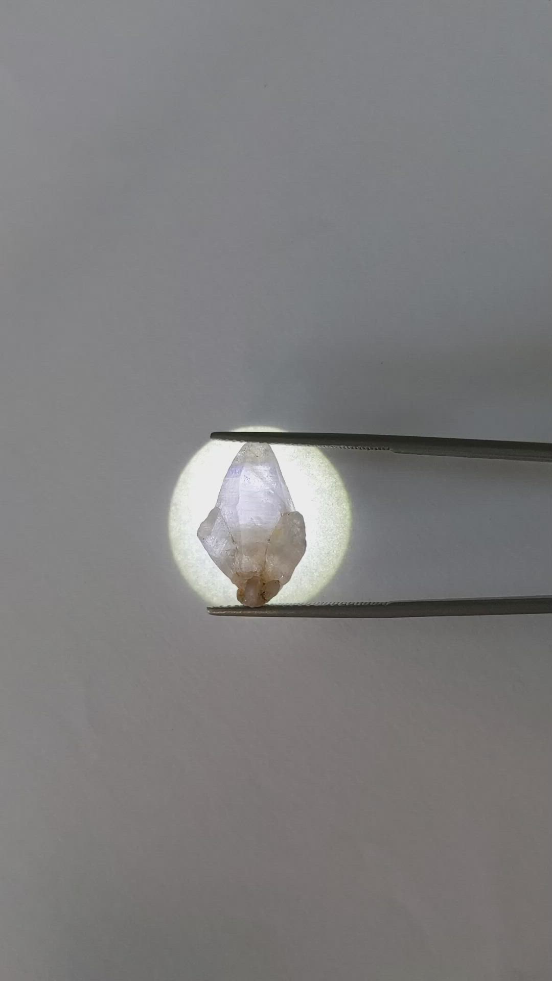 10.96 Ct. Grey Rough Sapphire from Ceylon (Sri Lanka) Size Video