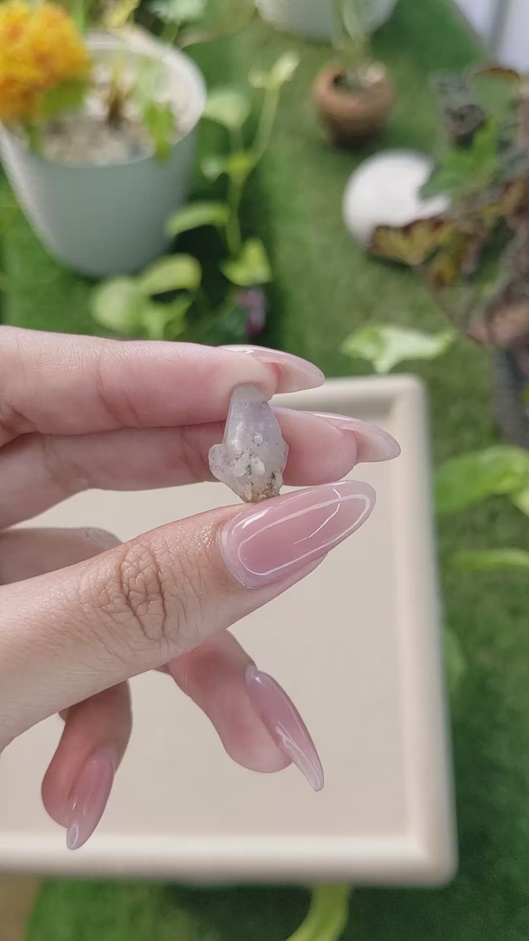 10.96 Ct. Grey Rough Sapphire from Ceylon (Sri Lanka) Size Video