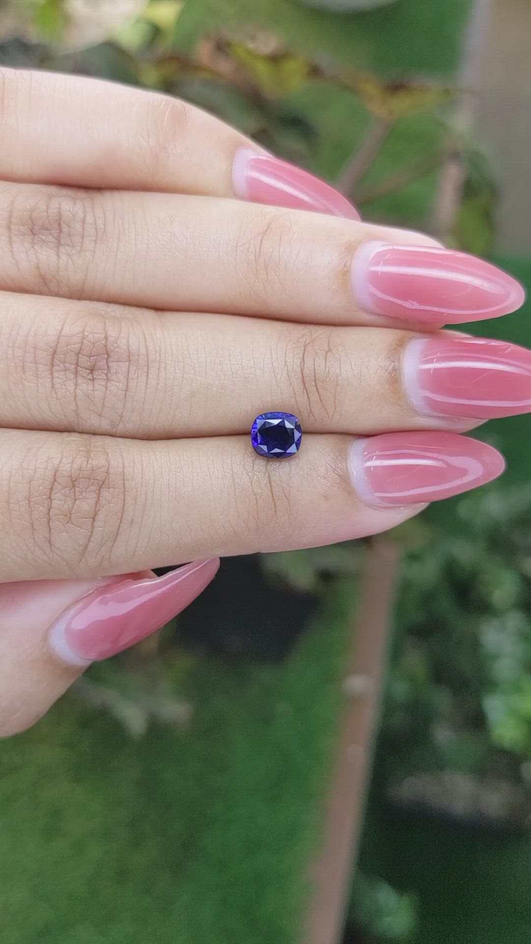 1.11 Ct. Blue Sapphire from Ceylon (Sri Lanka) Size Video