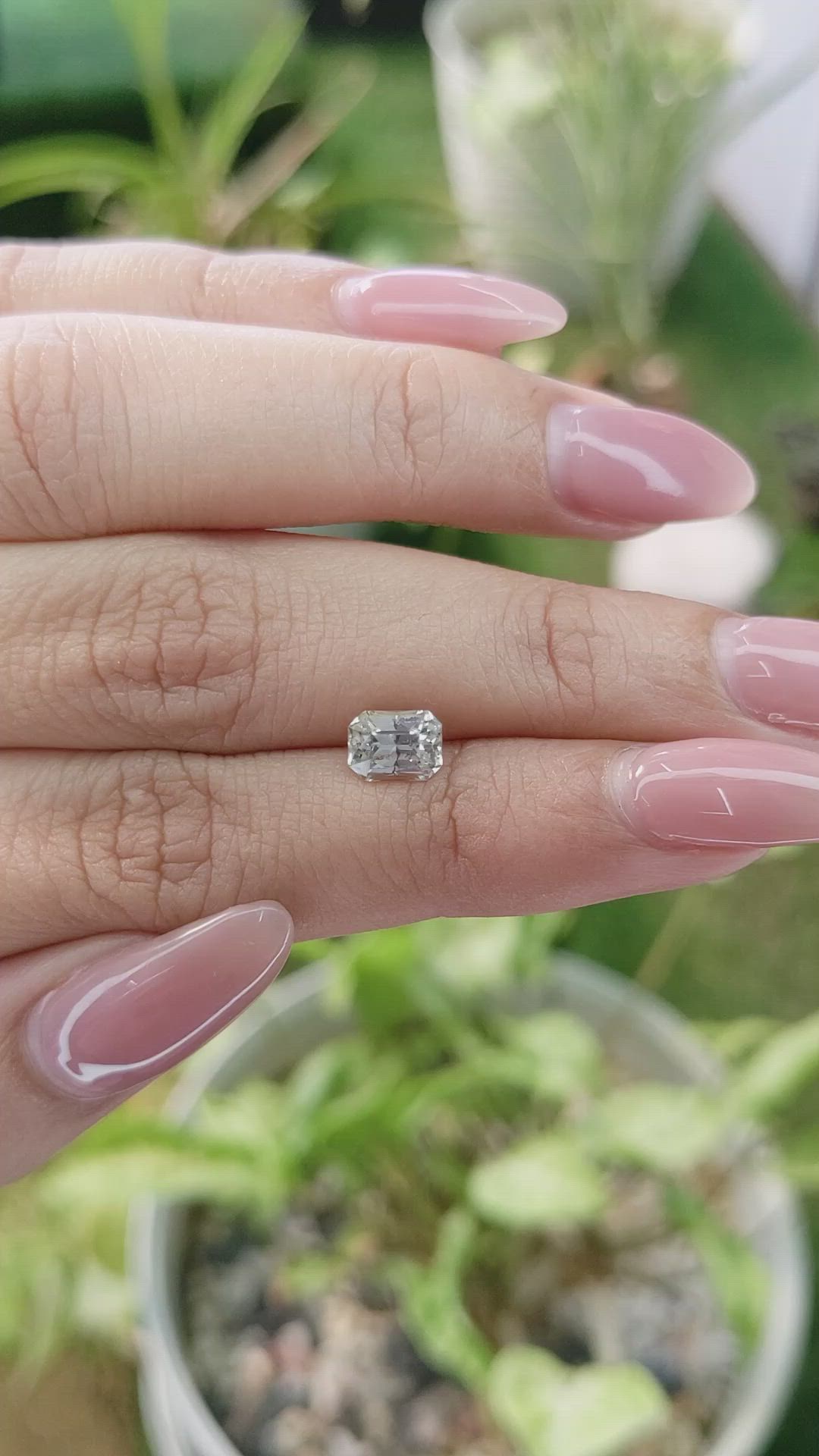 1.27 Ct. Yellow Sapphire from Ceylon (Sri Lanka) Size Video
